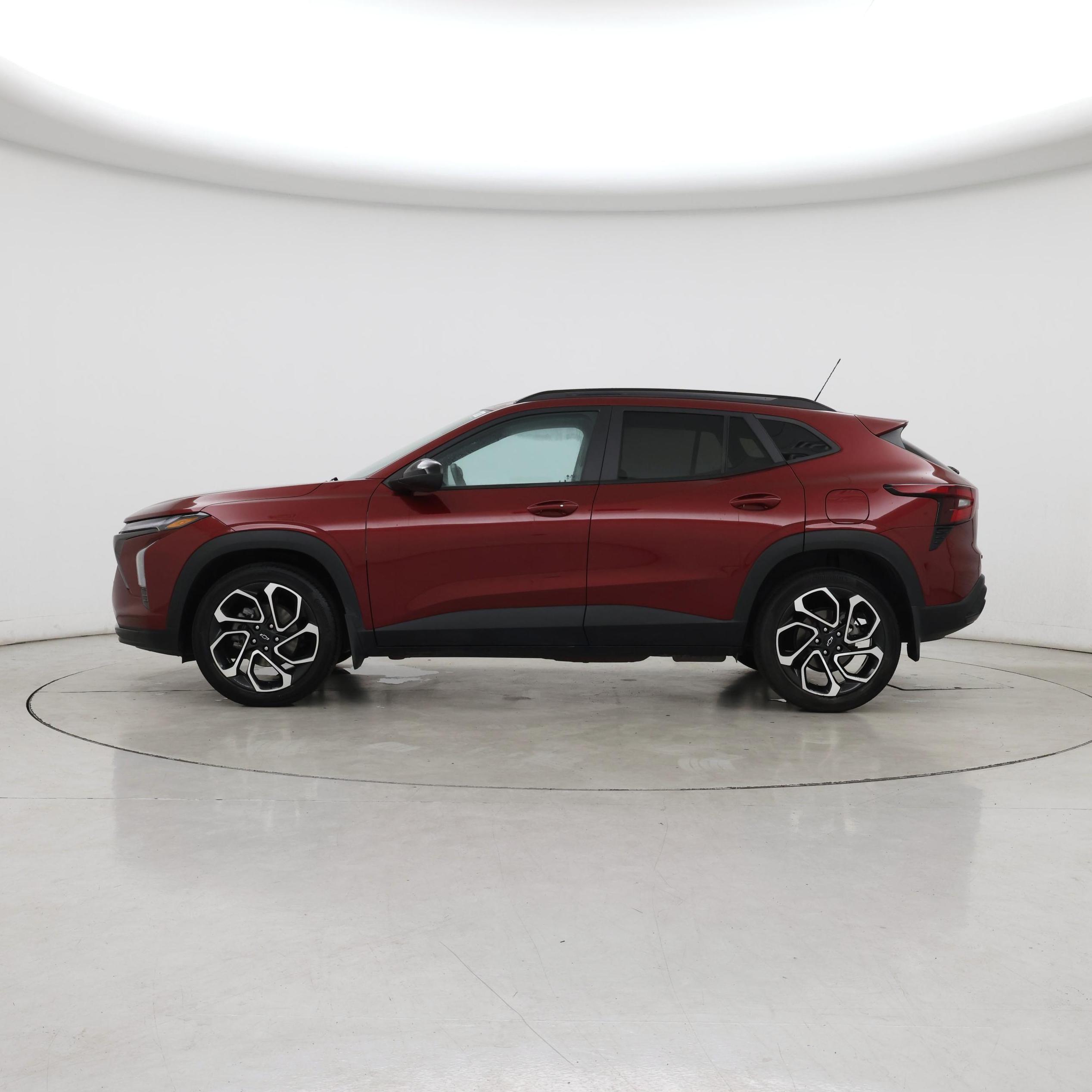 Thumbnail: 2024 Chevrolet Trax - 3