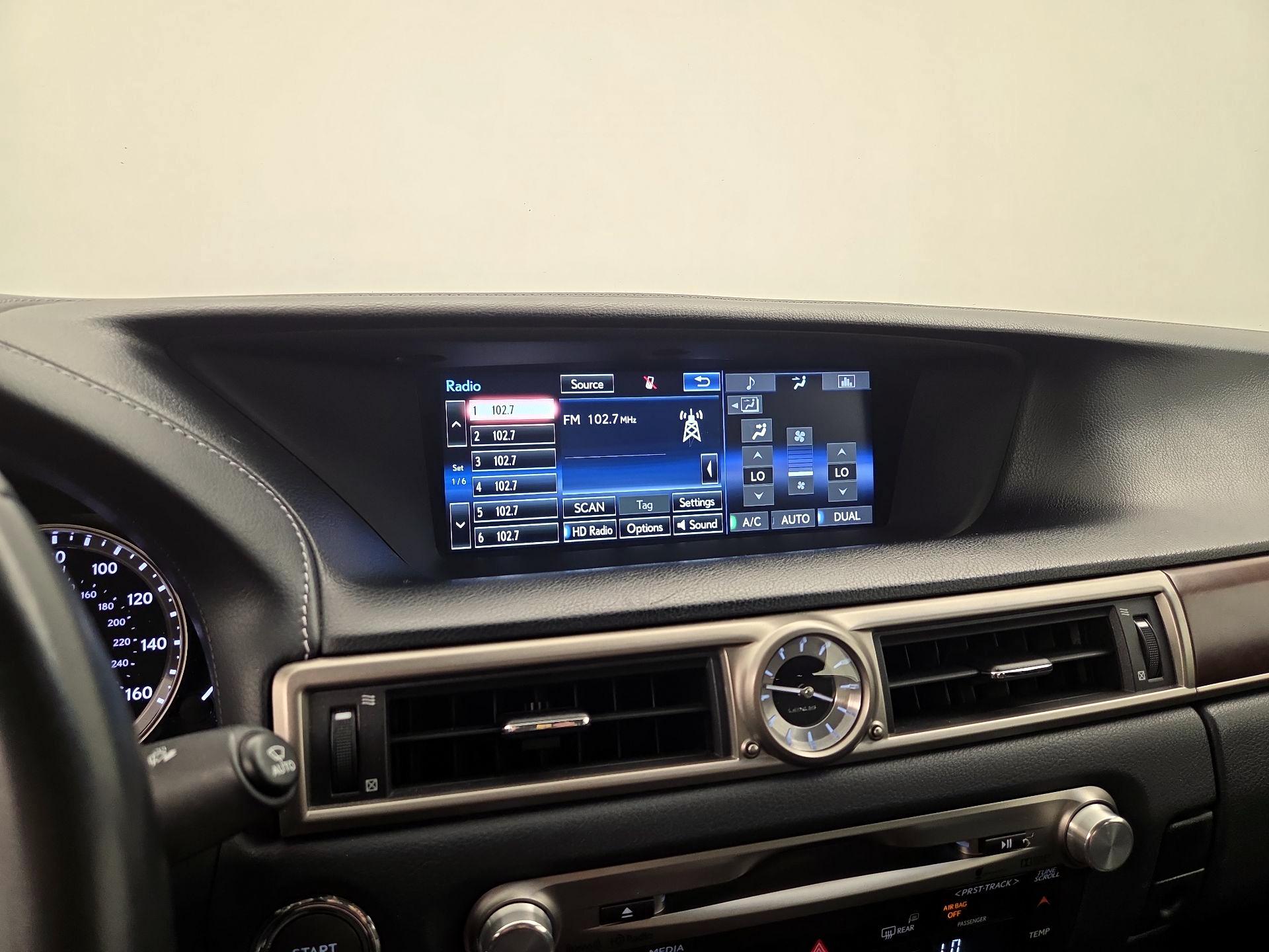Thumbnail: 2015 Lexus GS - 16