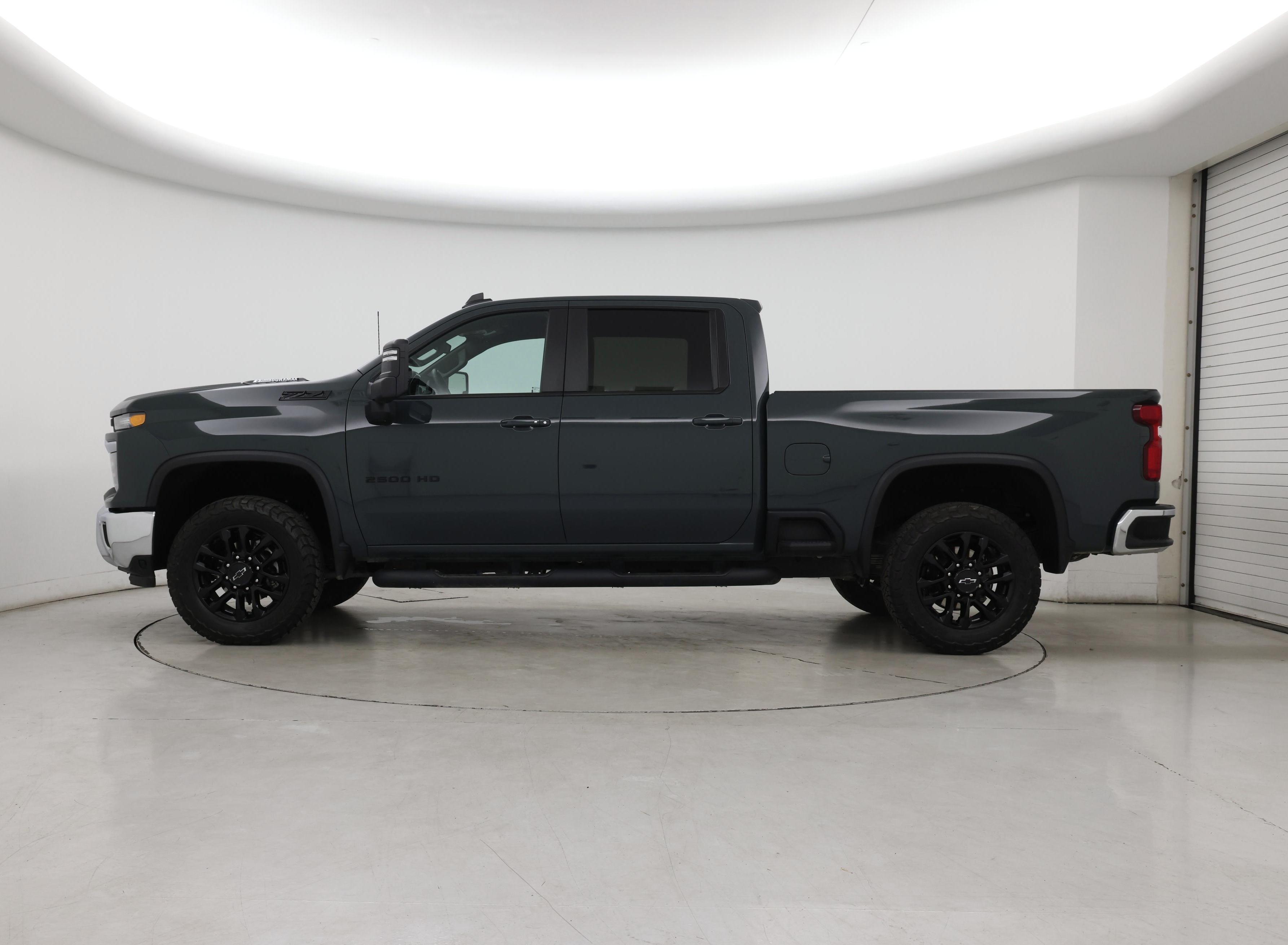 Thumbnail: 2025 Chevrolet Silverado 2500 - 3