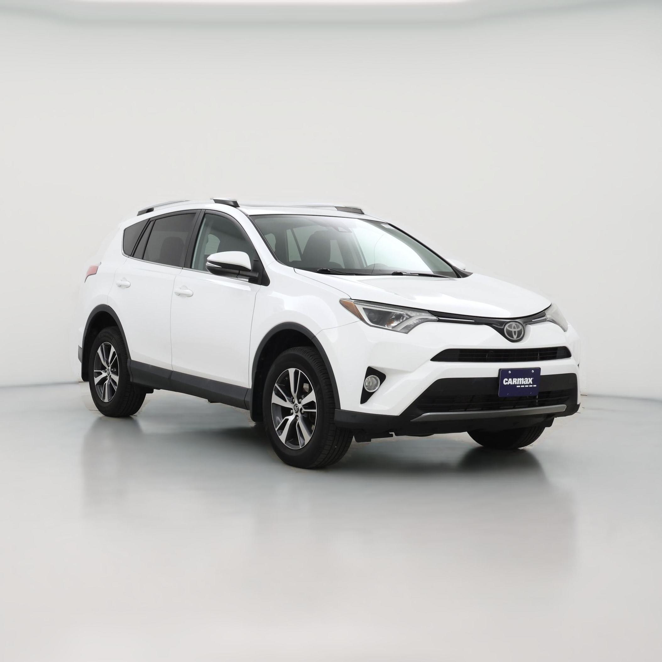 Thumbnail: 2017 Toyota RAV4 - 1