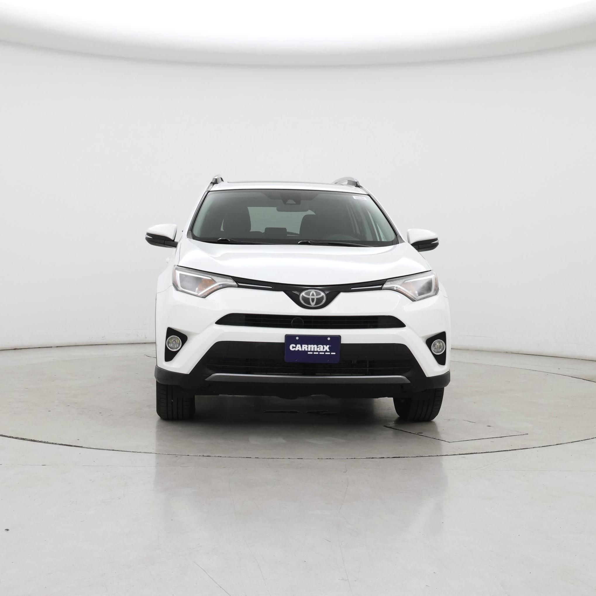 Thumbnail: 2017 Toyota RAV4 - 5