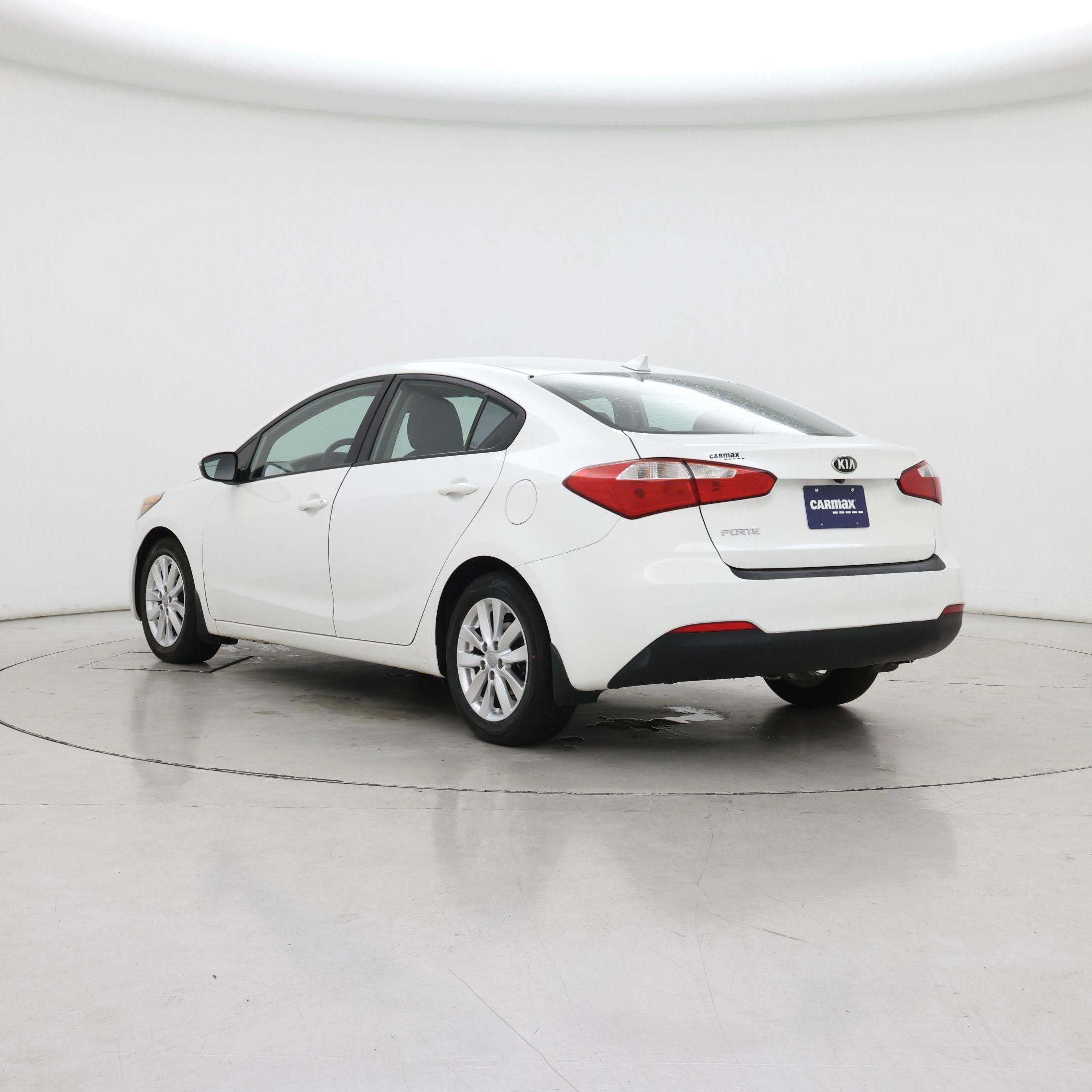 Thumbnail: 2016 Kia Forte - 2