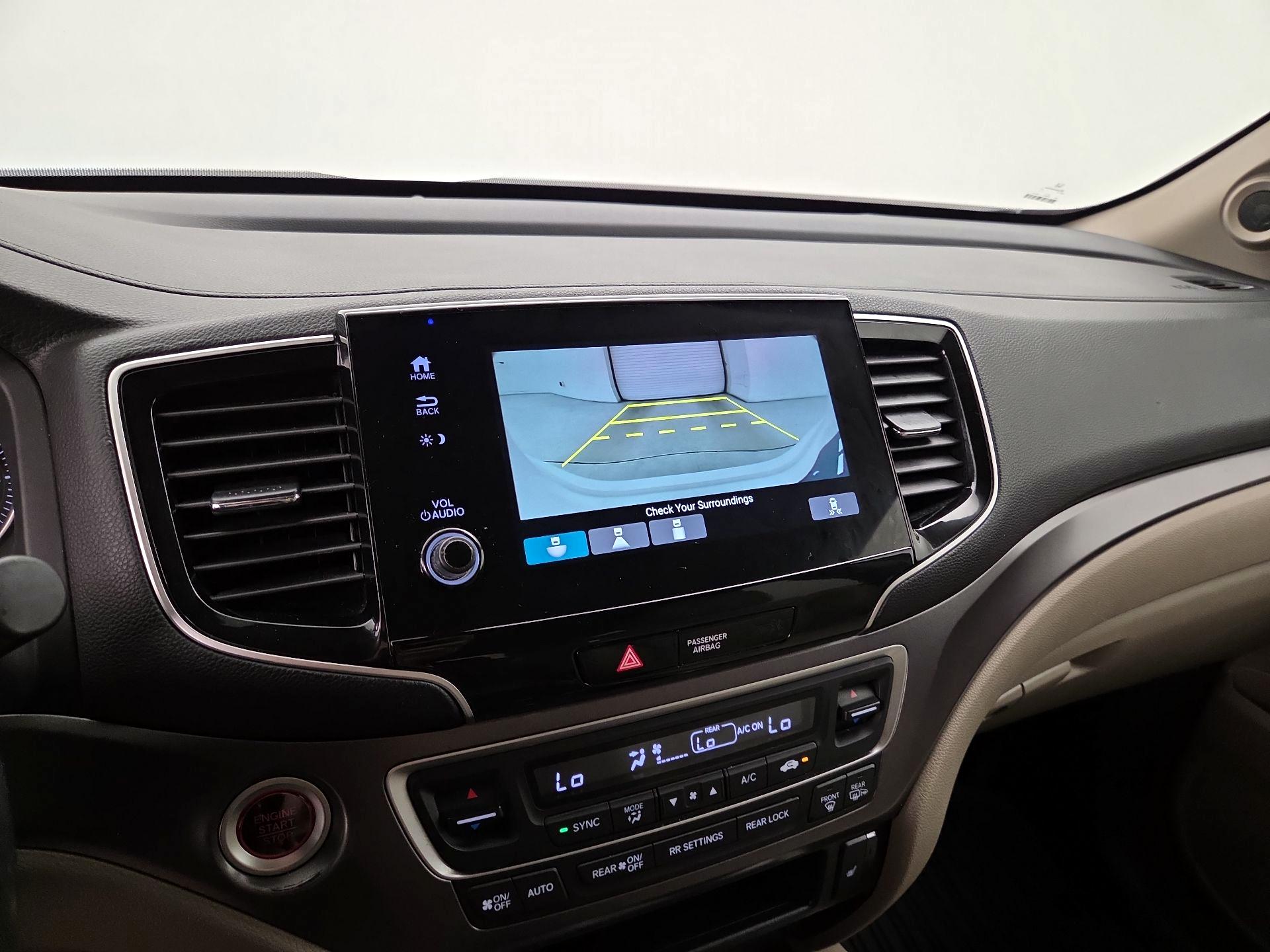 Thumbnail: 2020 Honda Pilot - 14