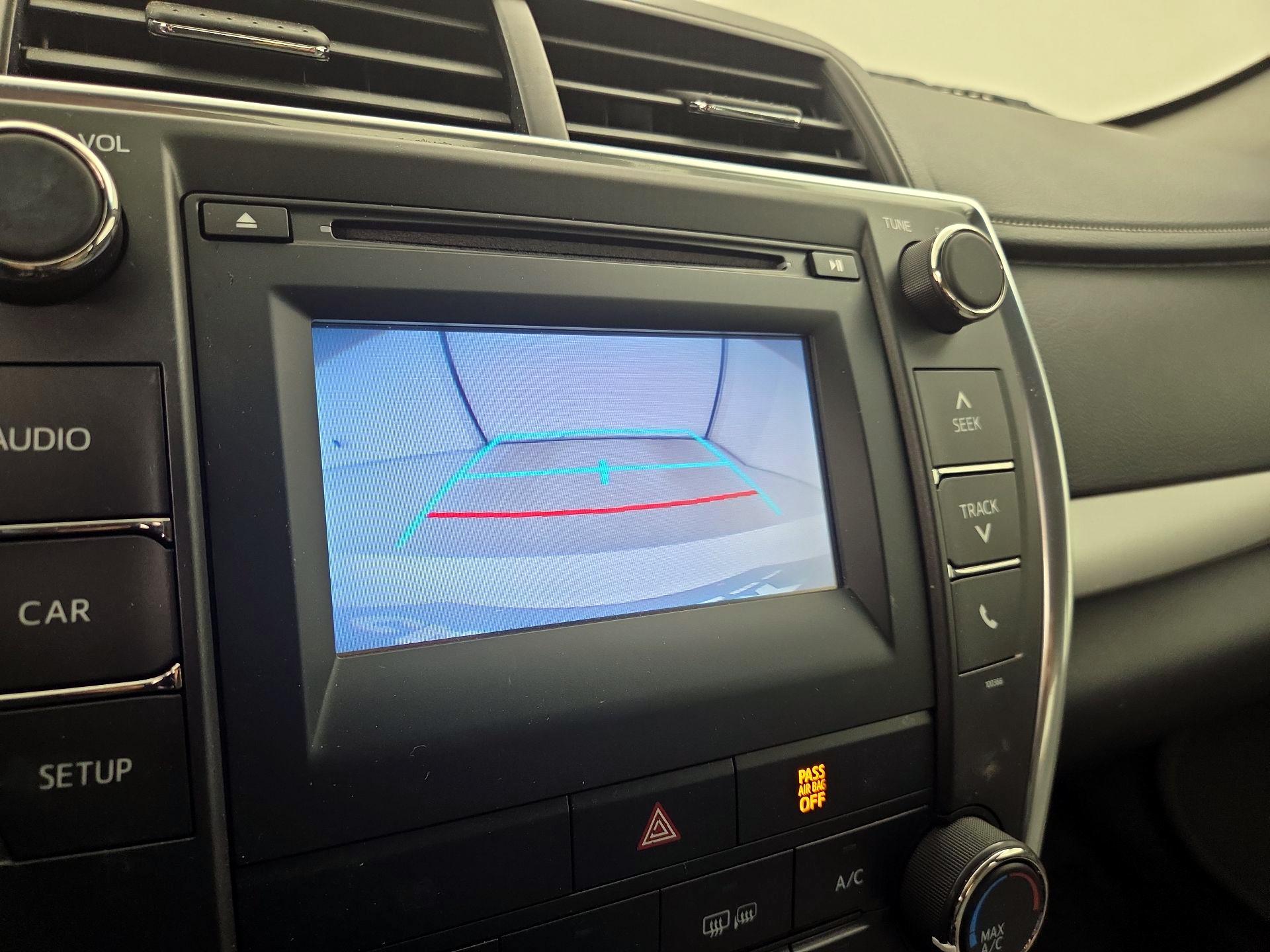 Thumbnail: 2015 Toyota Camry - 14