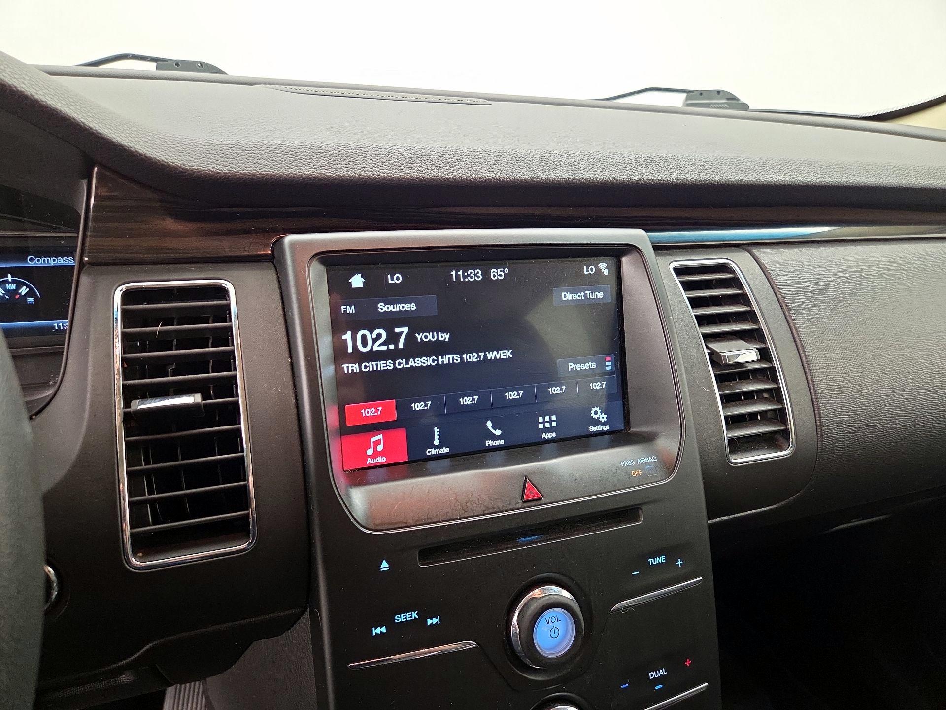 Thumbnail: 2019 Ford Flex - 15