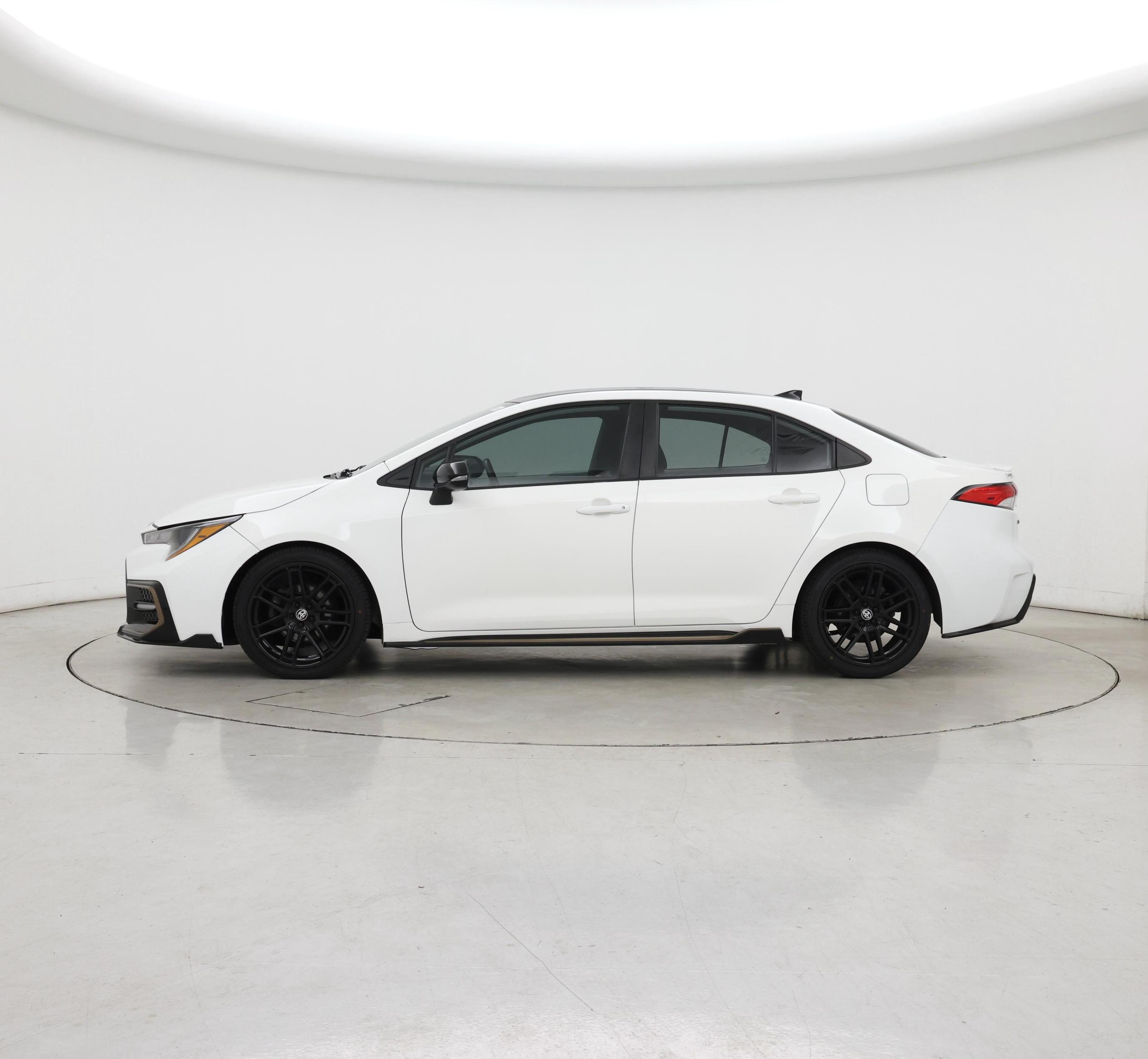 Thumbnail: 2021 Toyota Corolla - 3