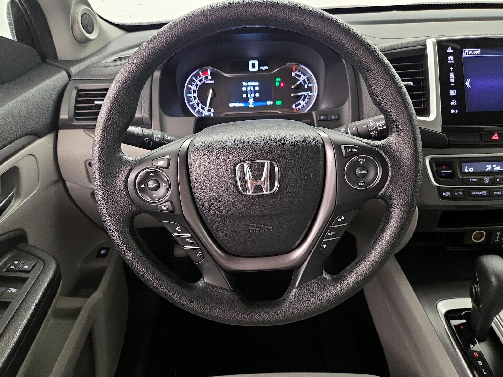 2018 Honda Pilot EX - Photo 11