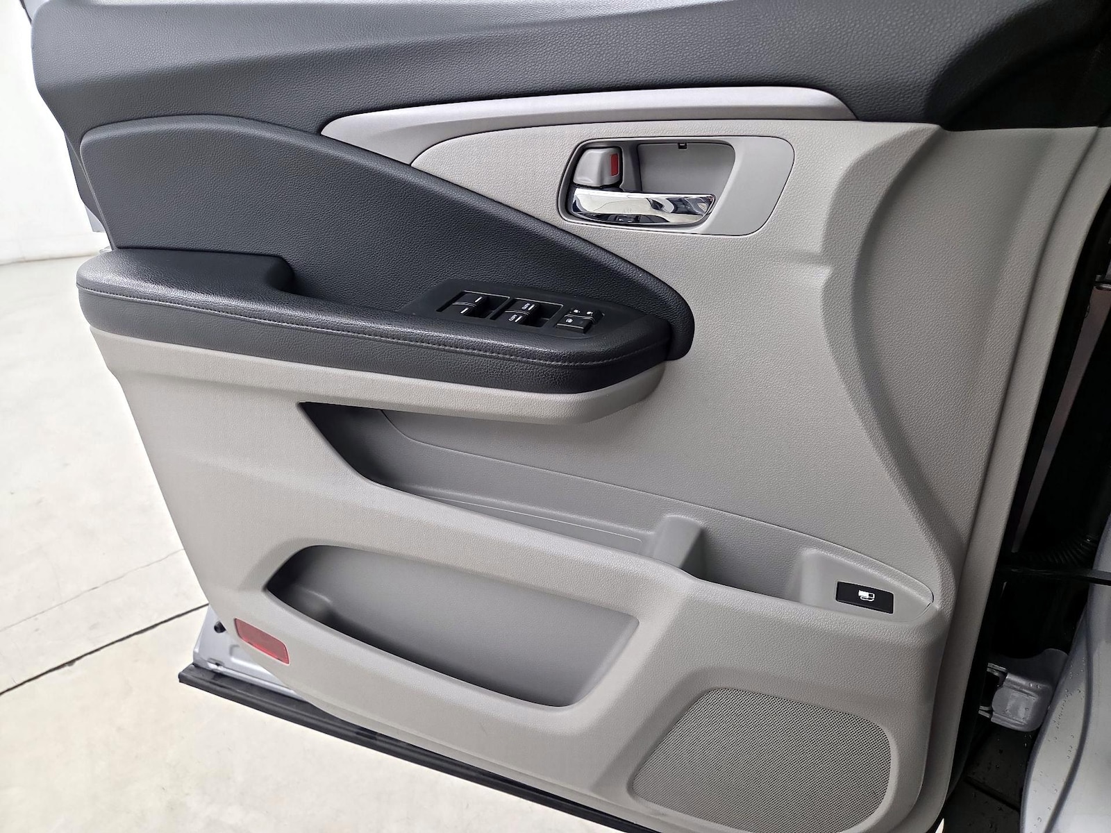 2018 Honda Pilot EX - Photo 13