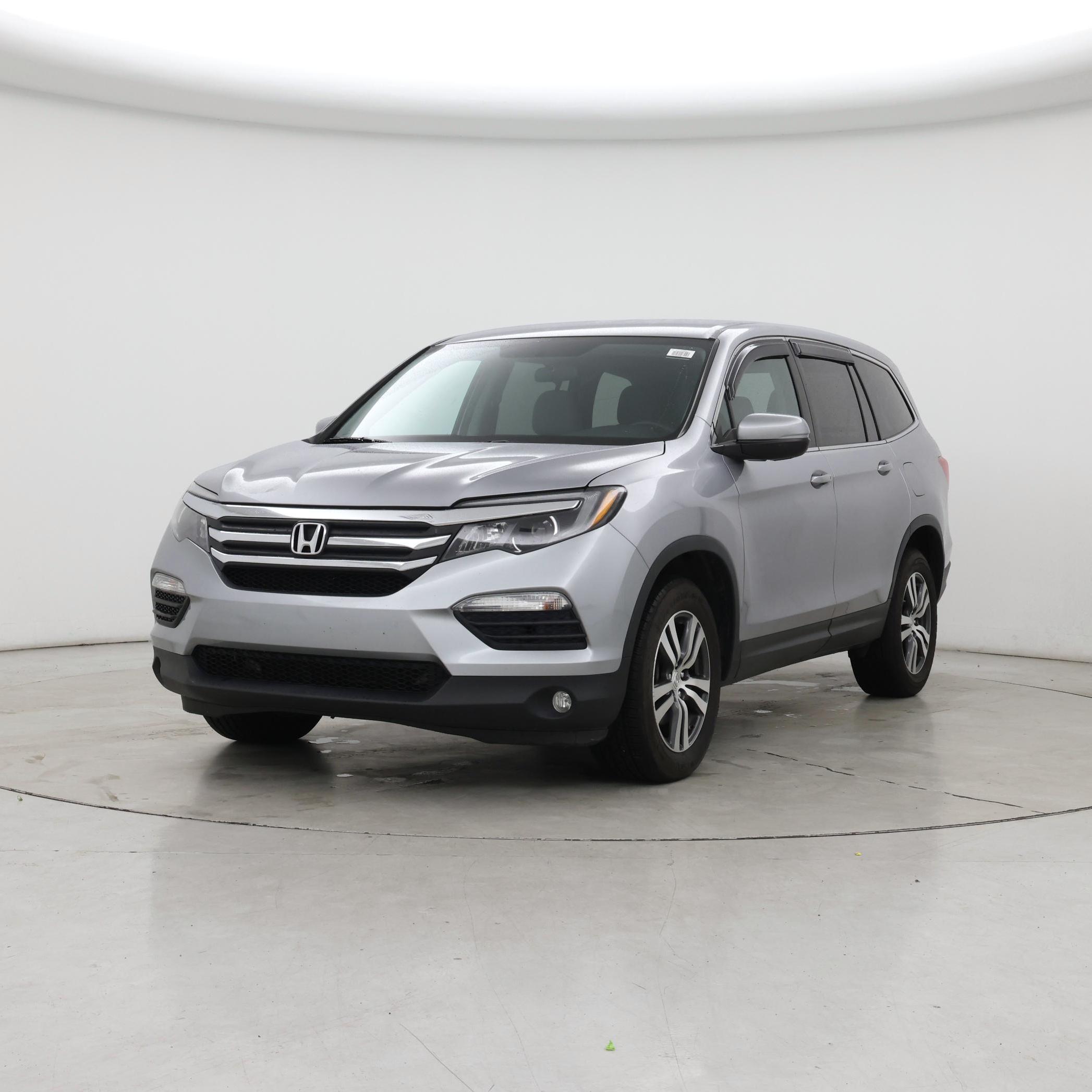 Thumbnail: 2018 Honda Pilot - 4