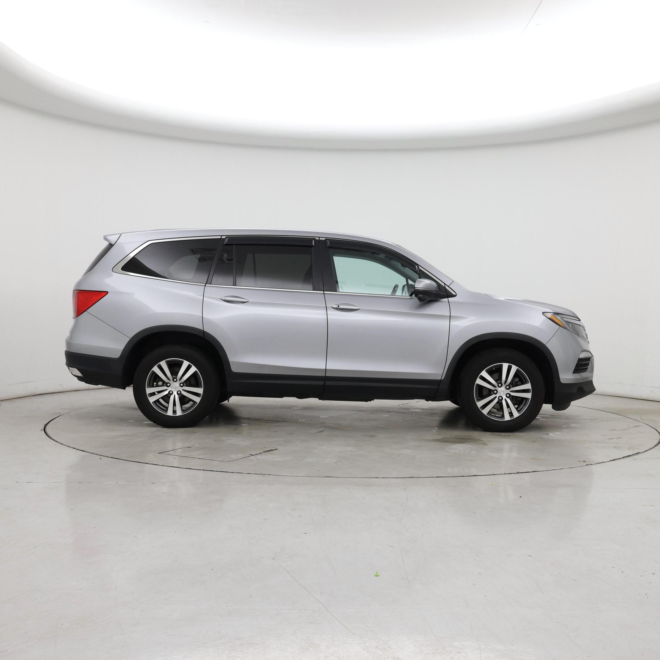 Thumbnail: 2018 Honda Pilot - 7