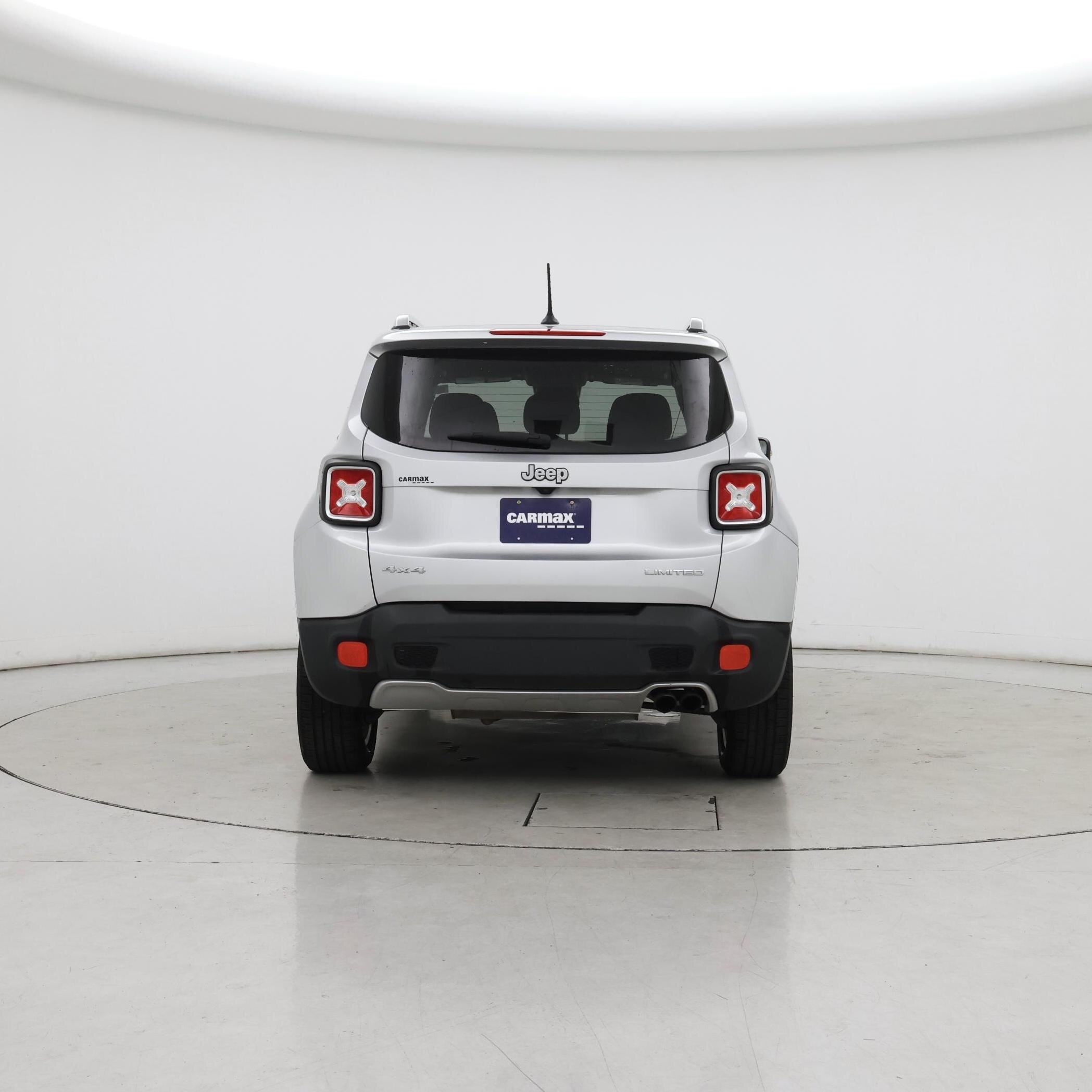 Thumbnail: 2016 Jeep Renegade - 6