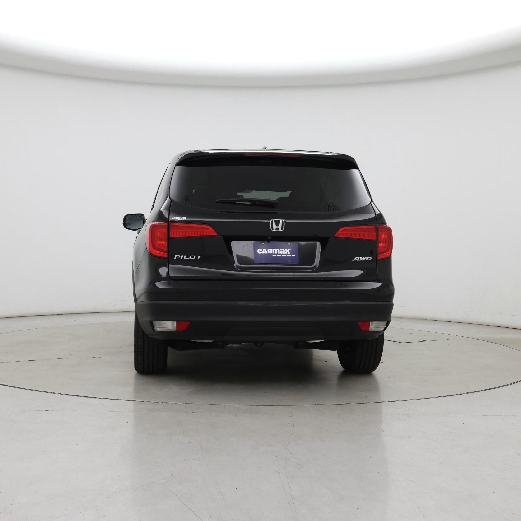 Thumbnail: 2017 Honda Pilot - 6