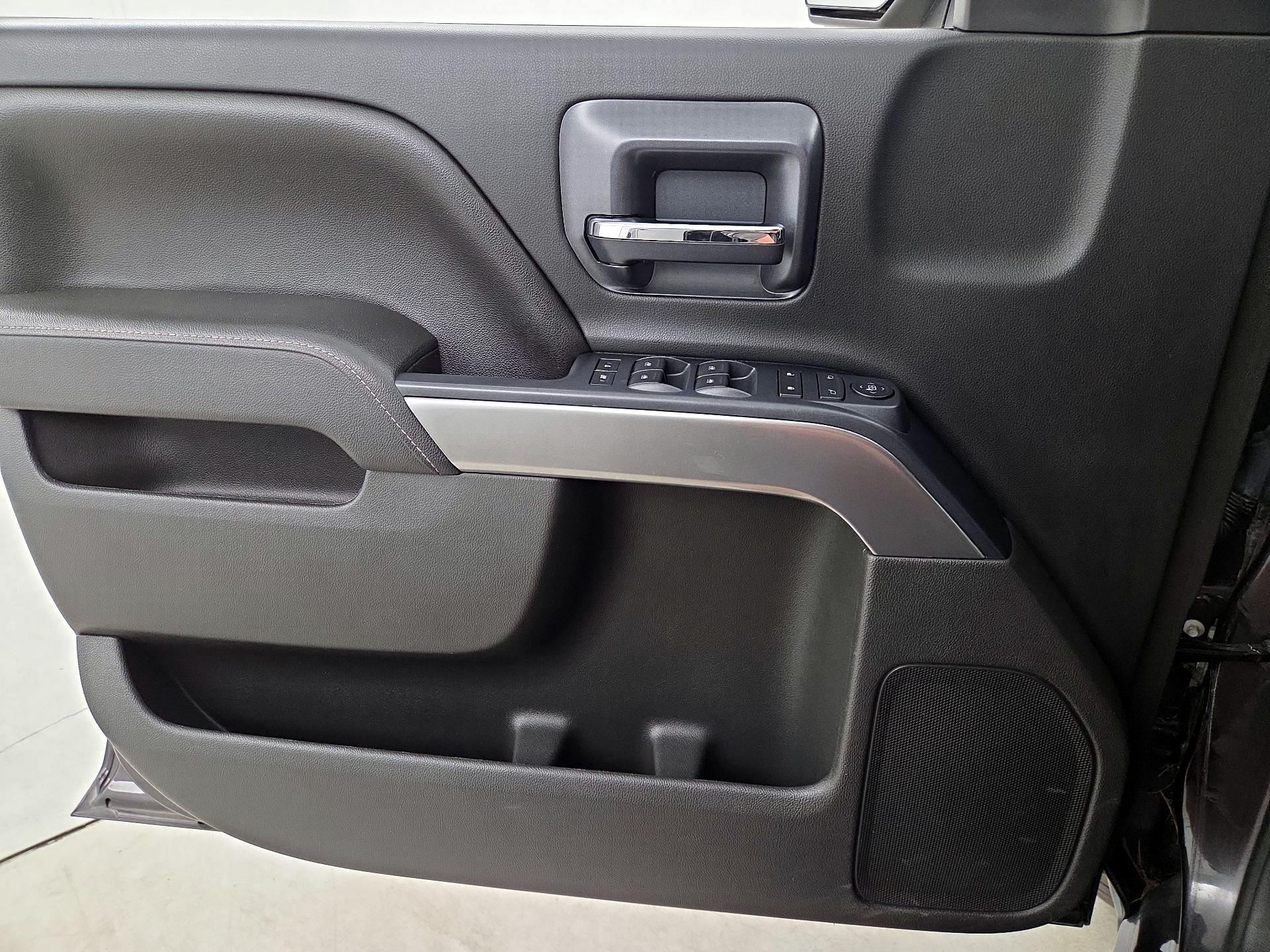 Thumbnail: 2016 Chevrolet Silverado 1500 - 12