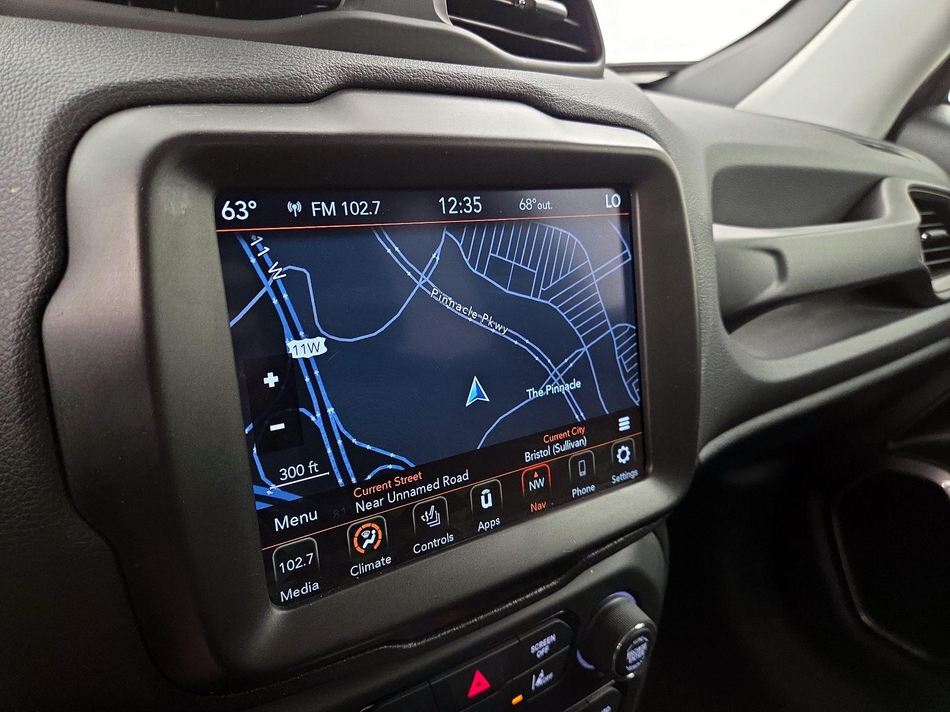 Thumbnail: 2022 Jeep Renegade - 14