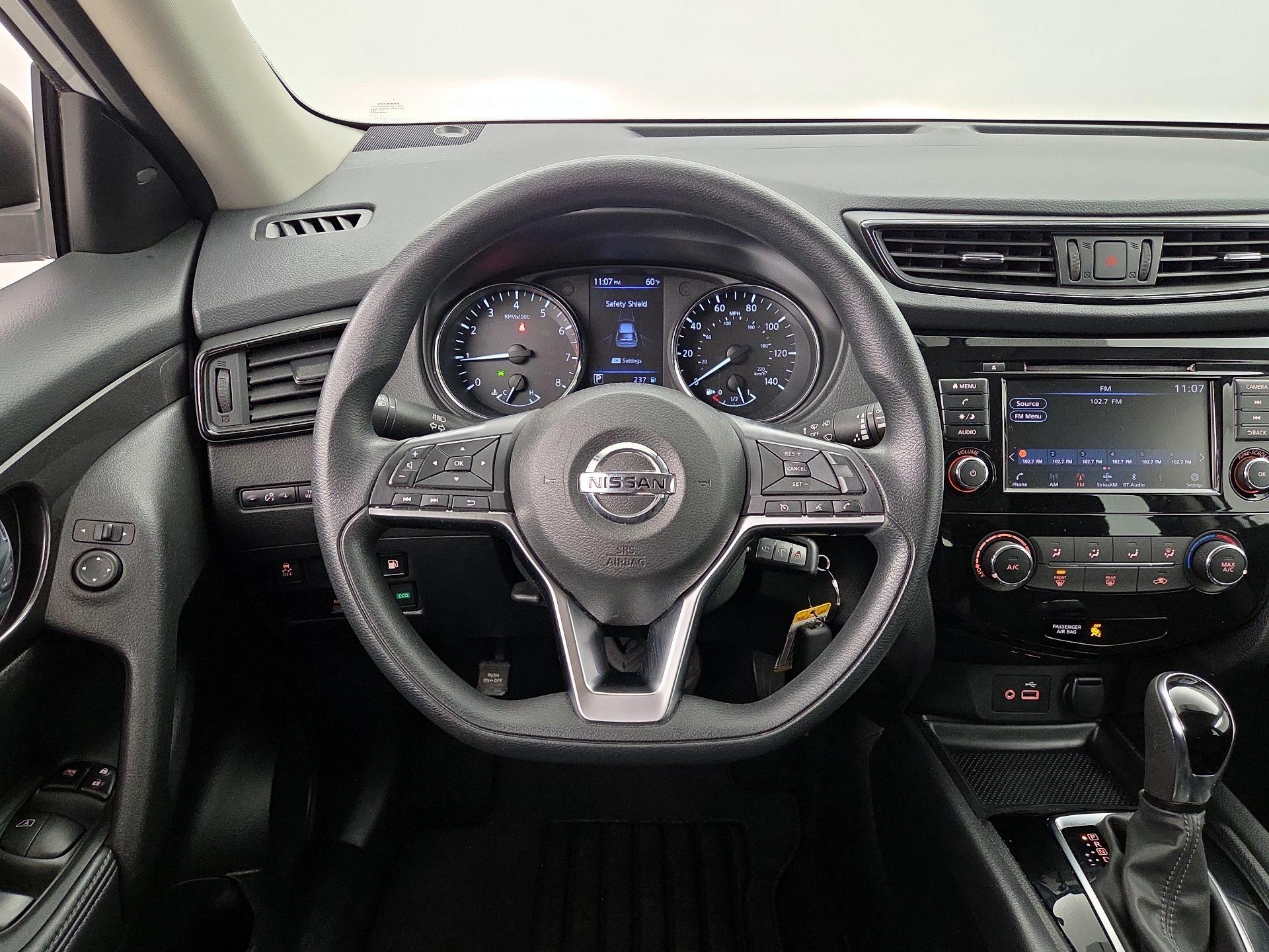 Thumbnail: 2018 Nissan Rogue - 10