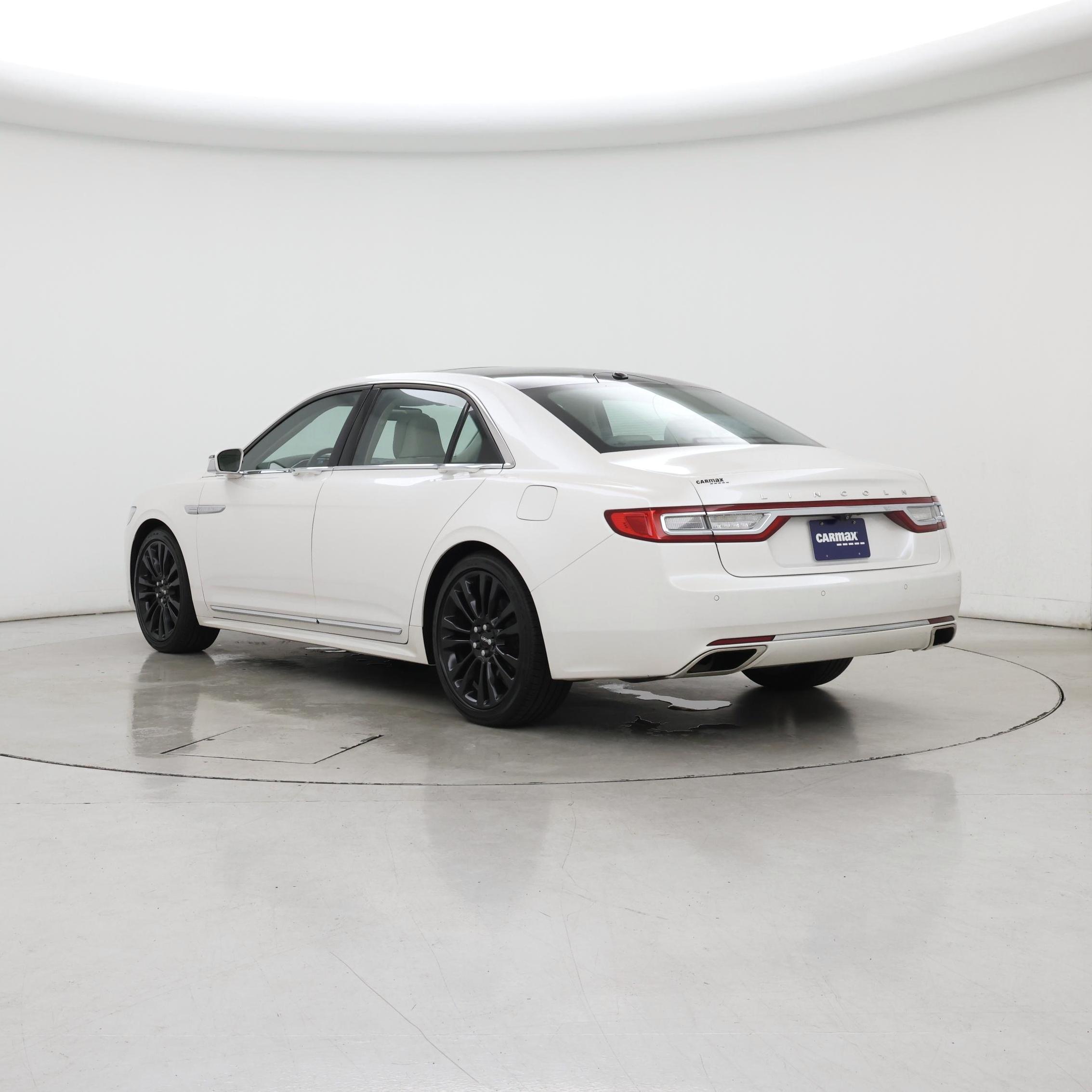 Thumbnail: 2017 Lincoln Continental - 2