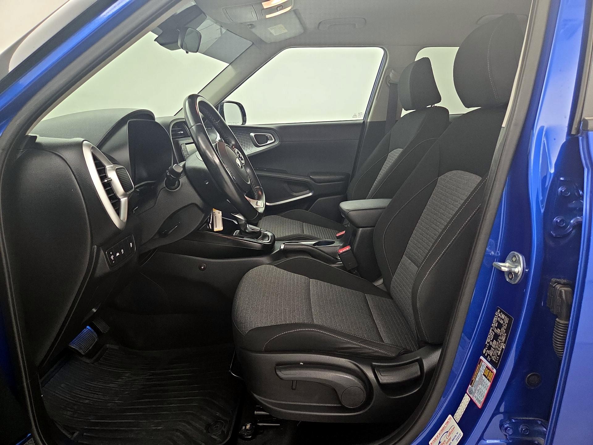 Thumbnail: 2020 Kia Soul - 11