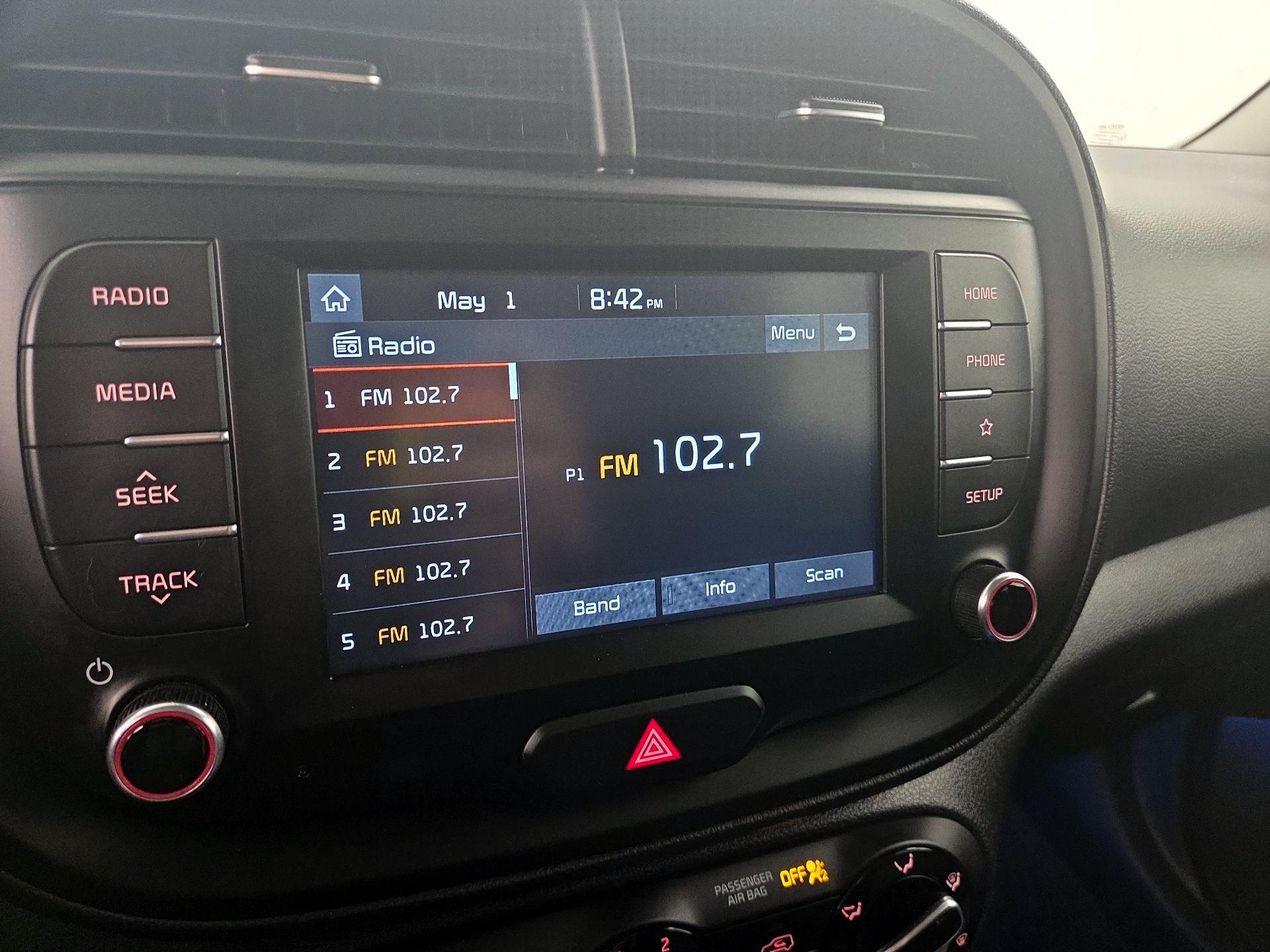 Thumbnail: 2020 Kia Soul - 15