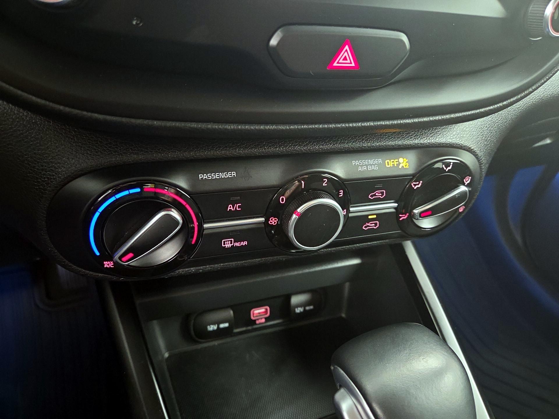 Thumbnail: 2020 Kia Soul - 16