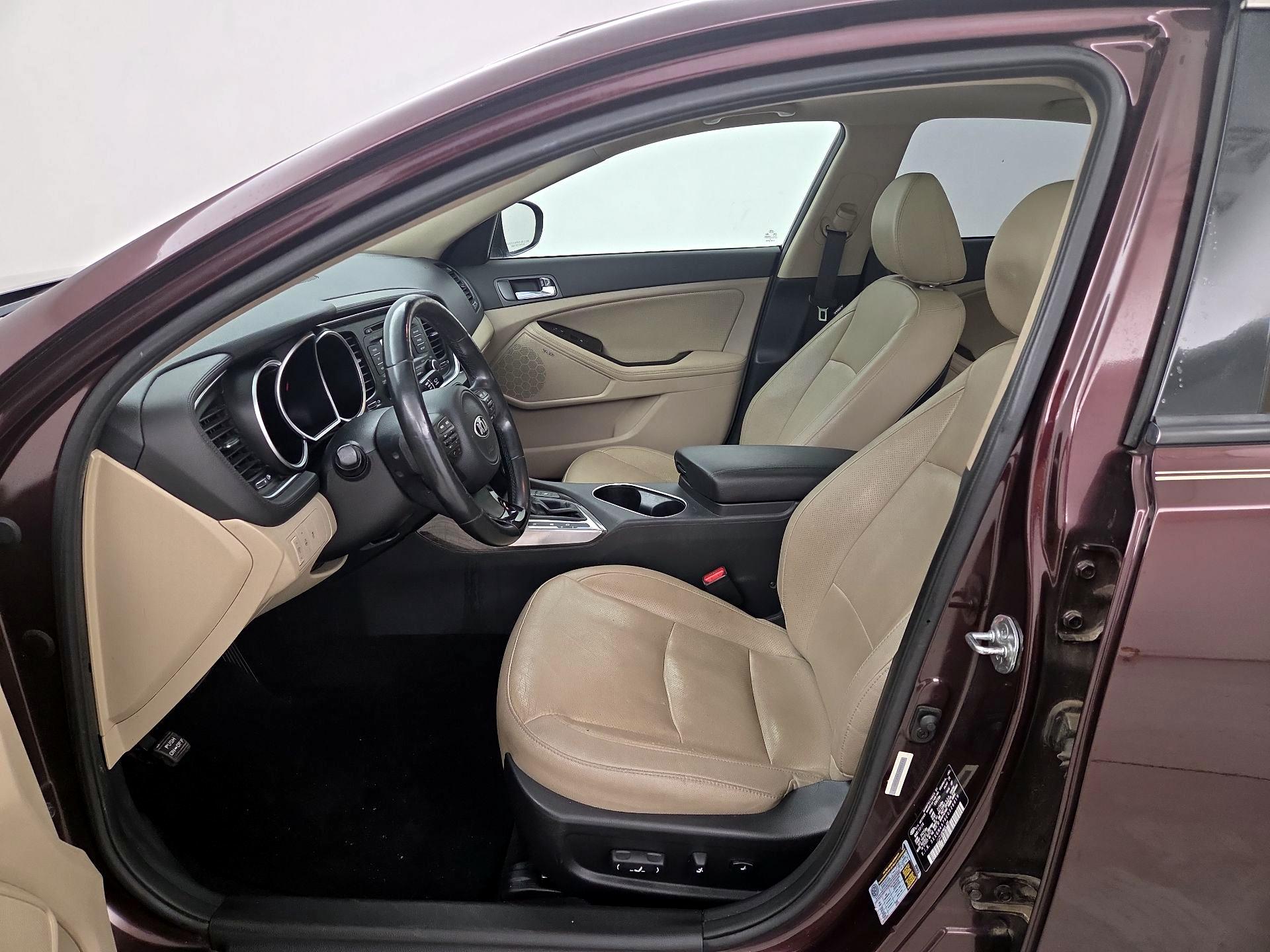 Thumbnail: 2014 Kia Optima - 11