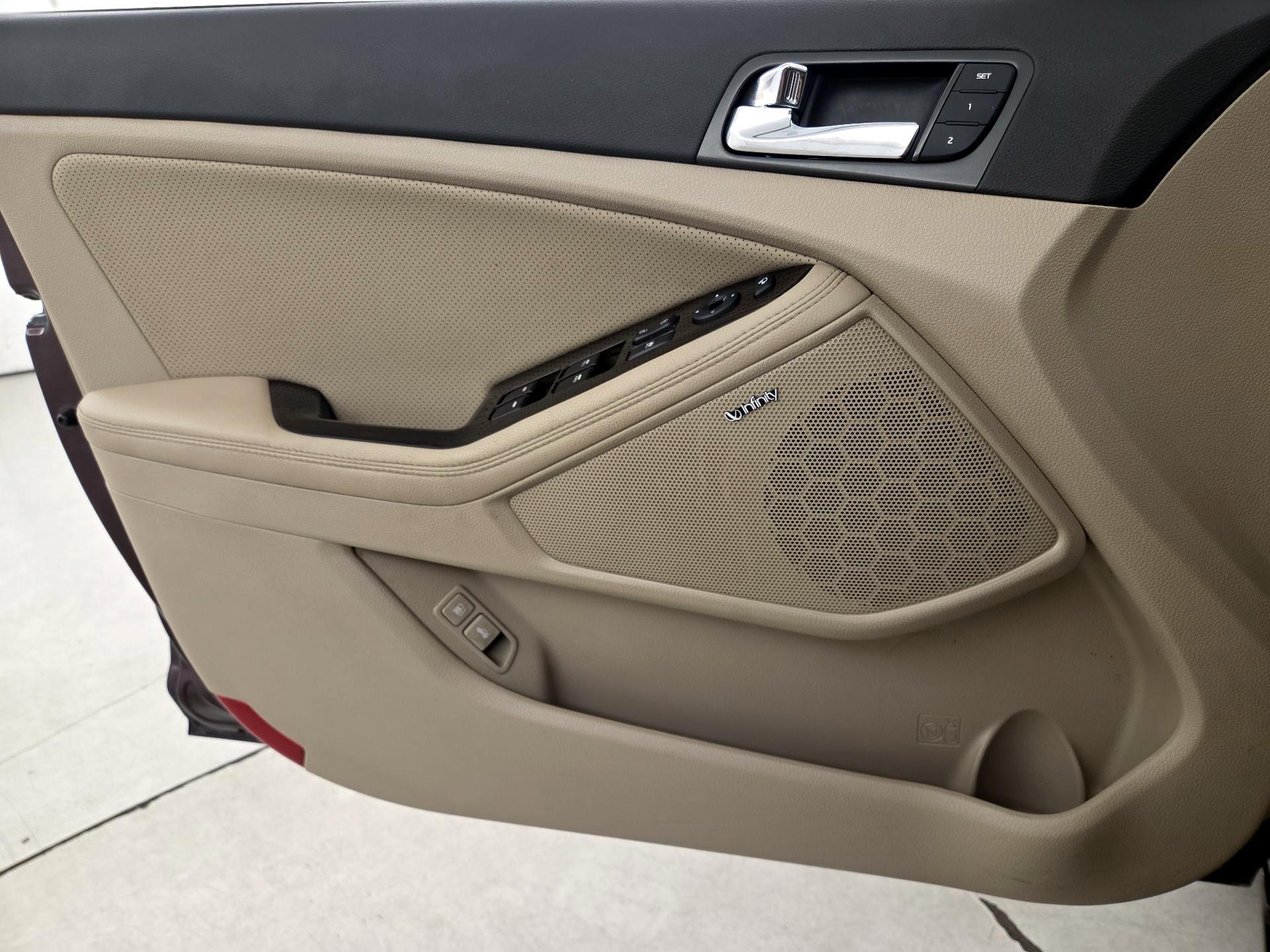 Thumbnail: 2014 Kia Optima - 12