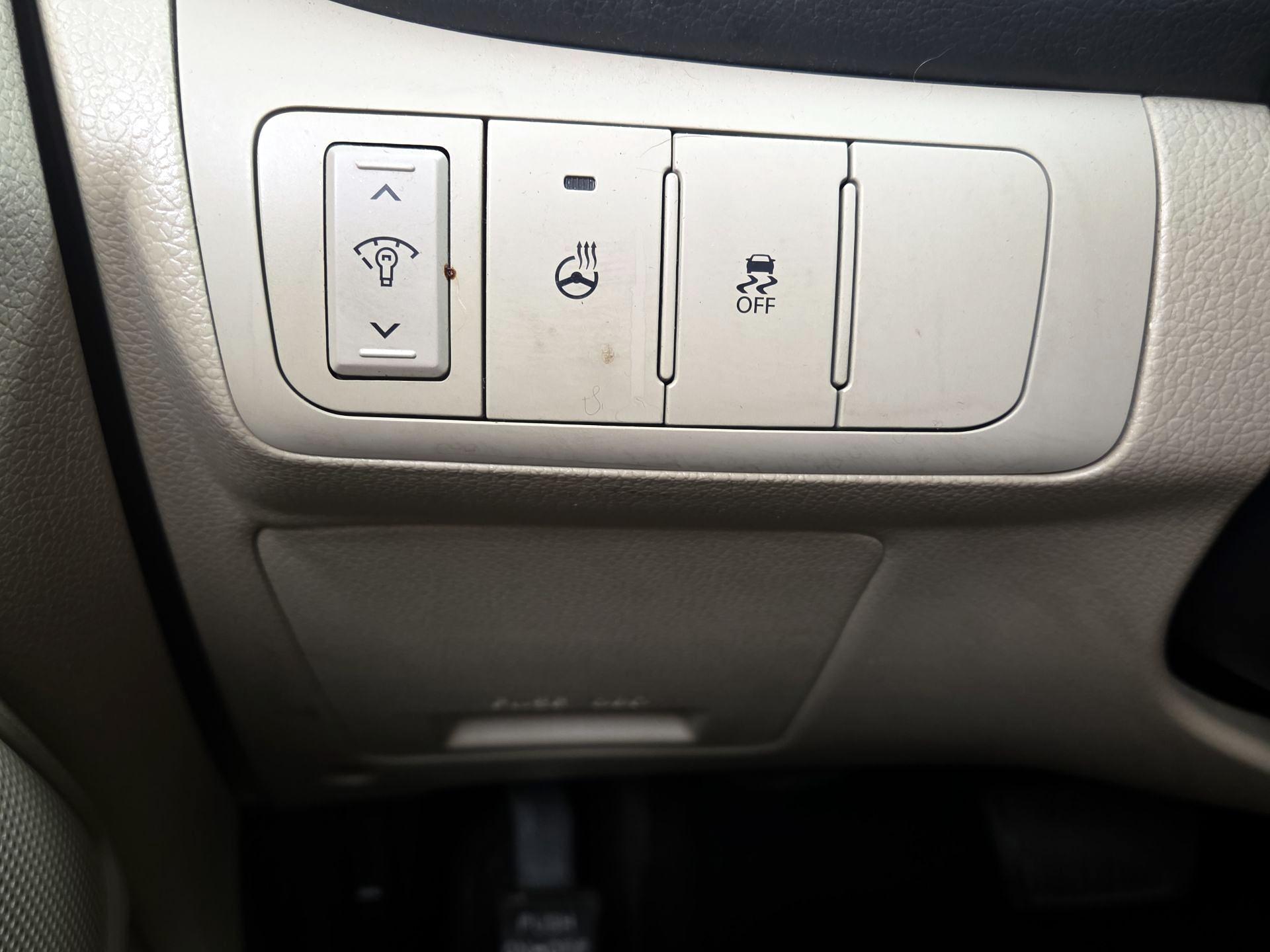 Thumbnail: 2014 Kia Optima - 13