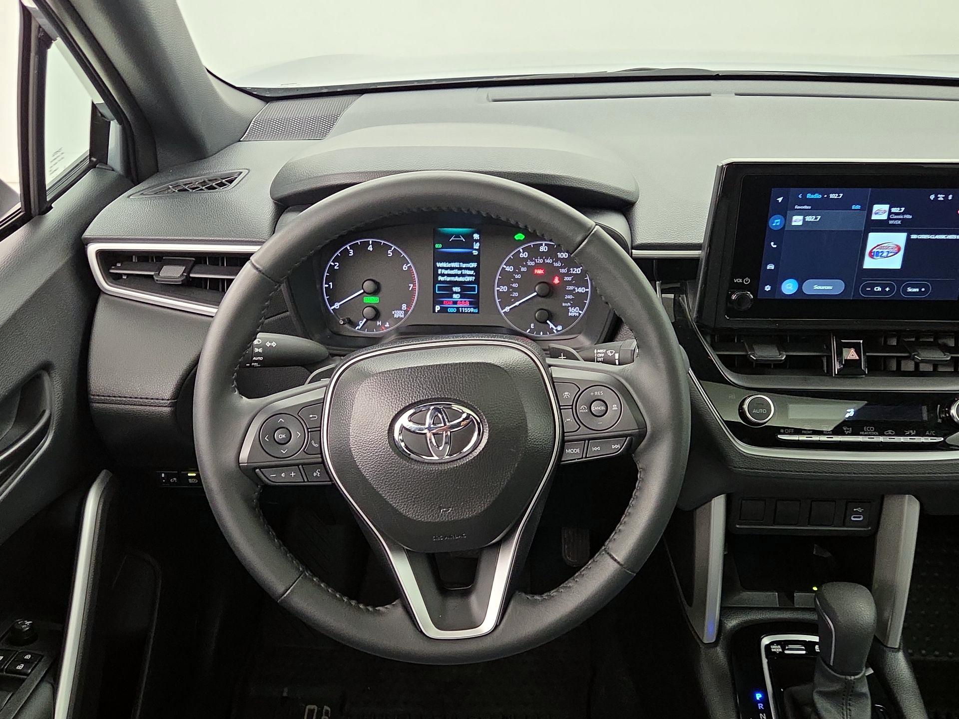Thumbnail: 2025 Toyota Corolla Cross - 10