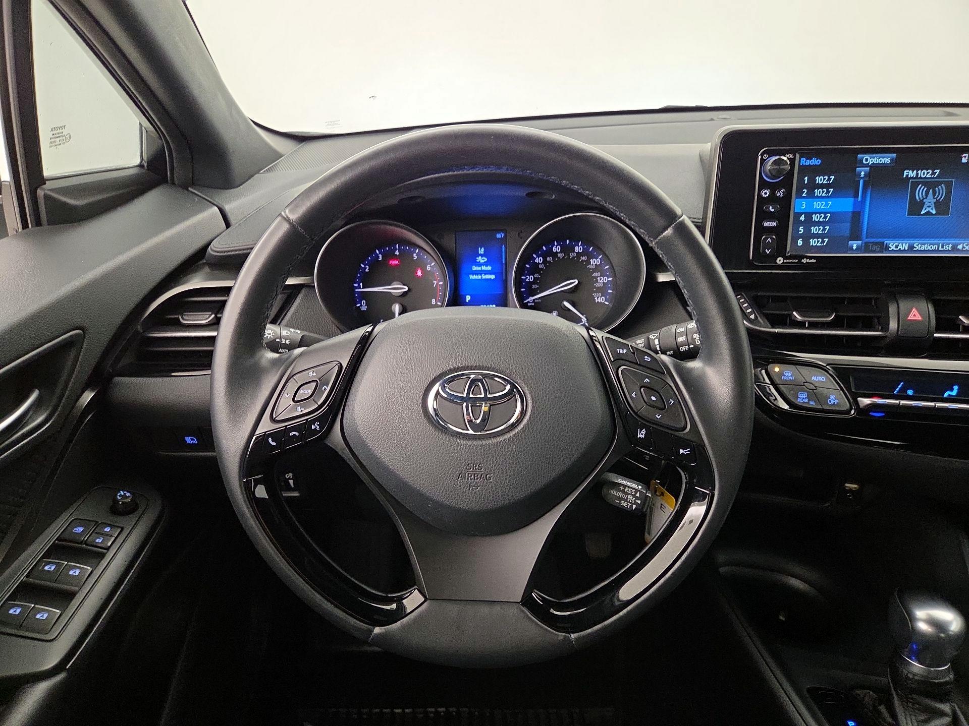 Thumbnail: 2018 Toyota C-HR - 10