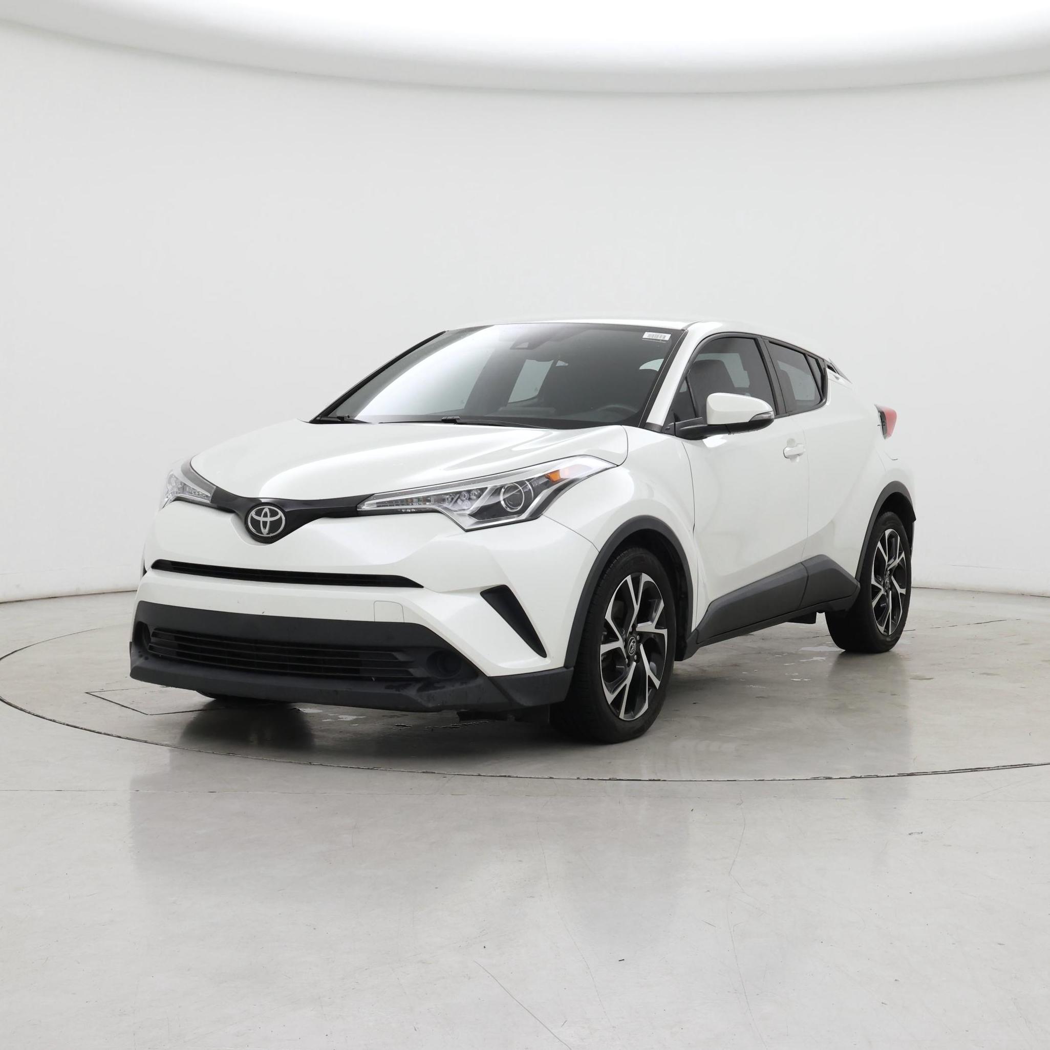 Thumbnail: 2018 Toyota C-HR - 4