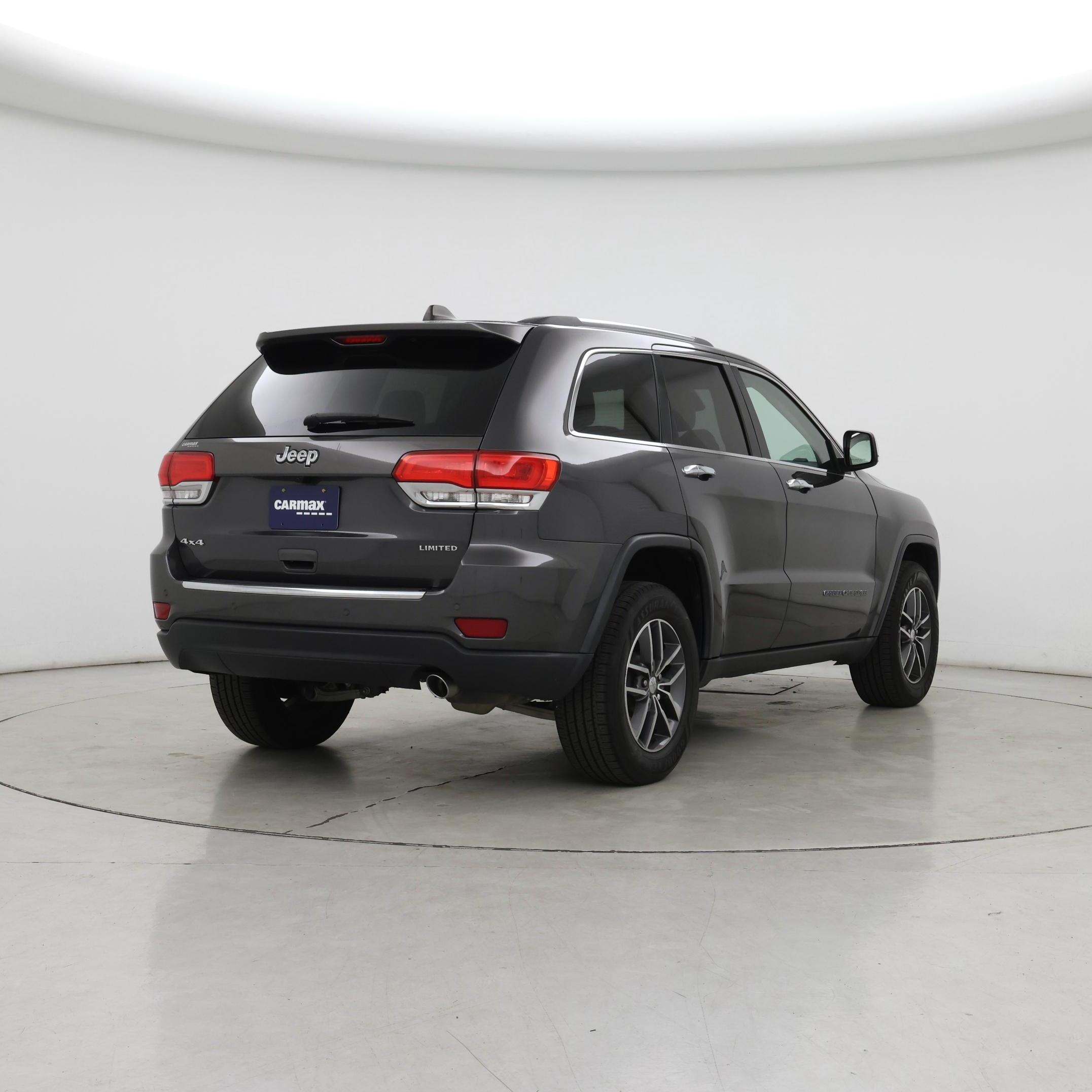 Thumbnail: 2018 Jeep Grand Cherokee - 8