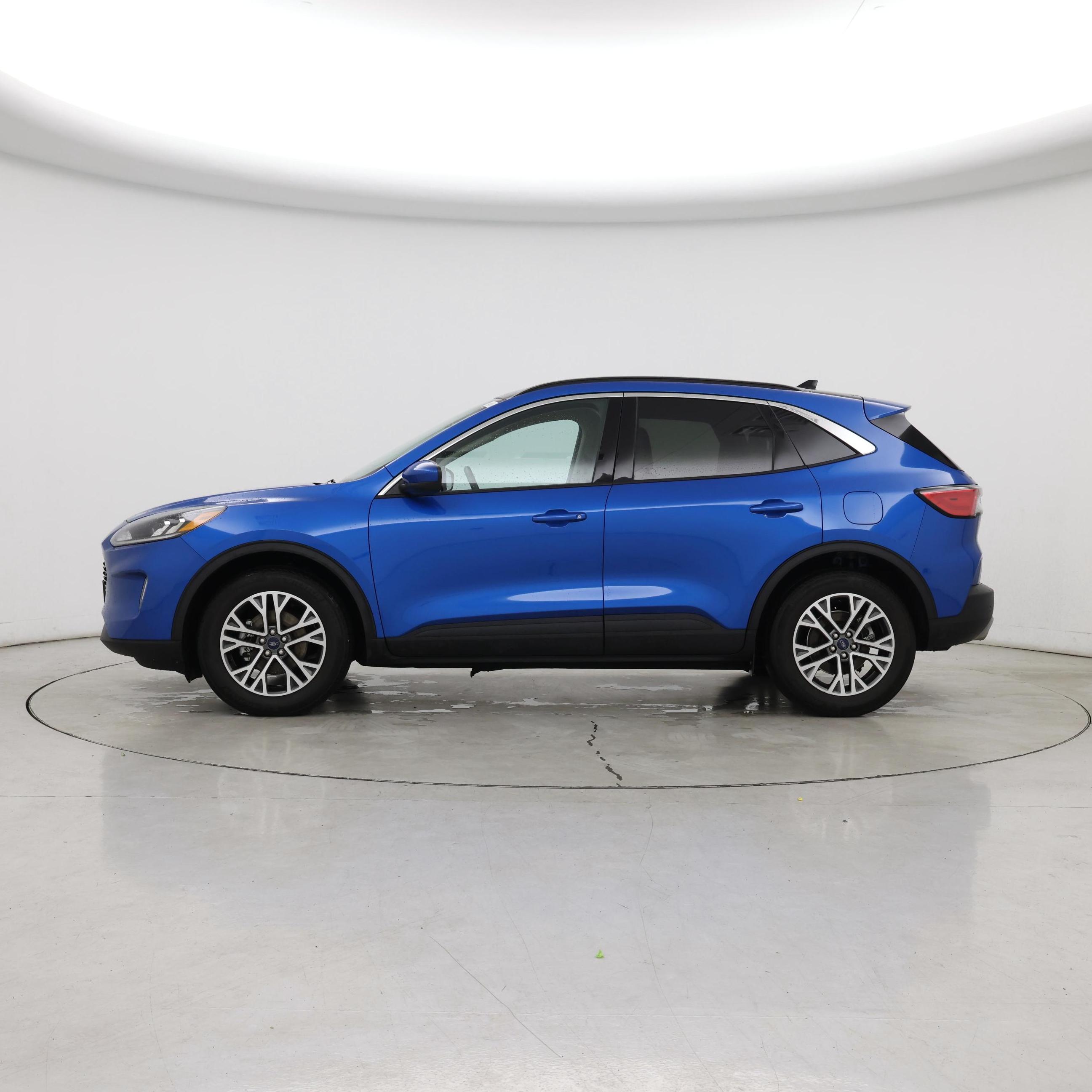 Thumbnail: 2020 Ford Escape - 3