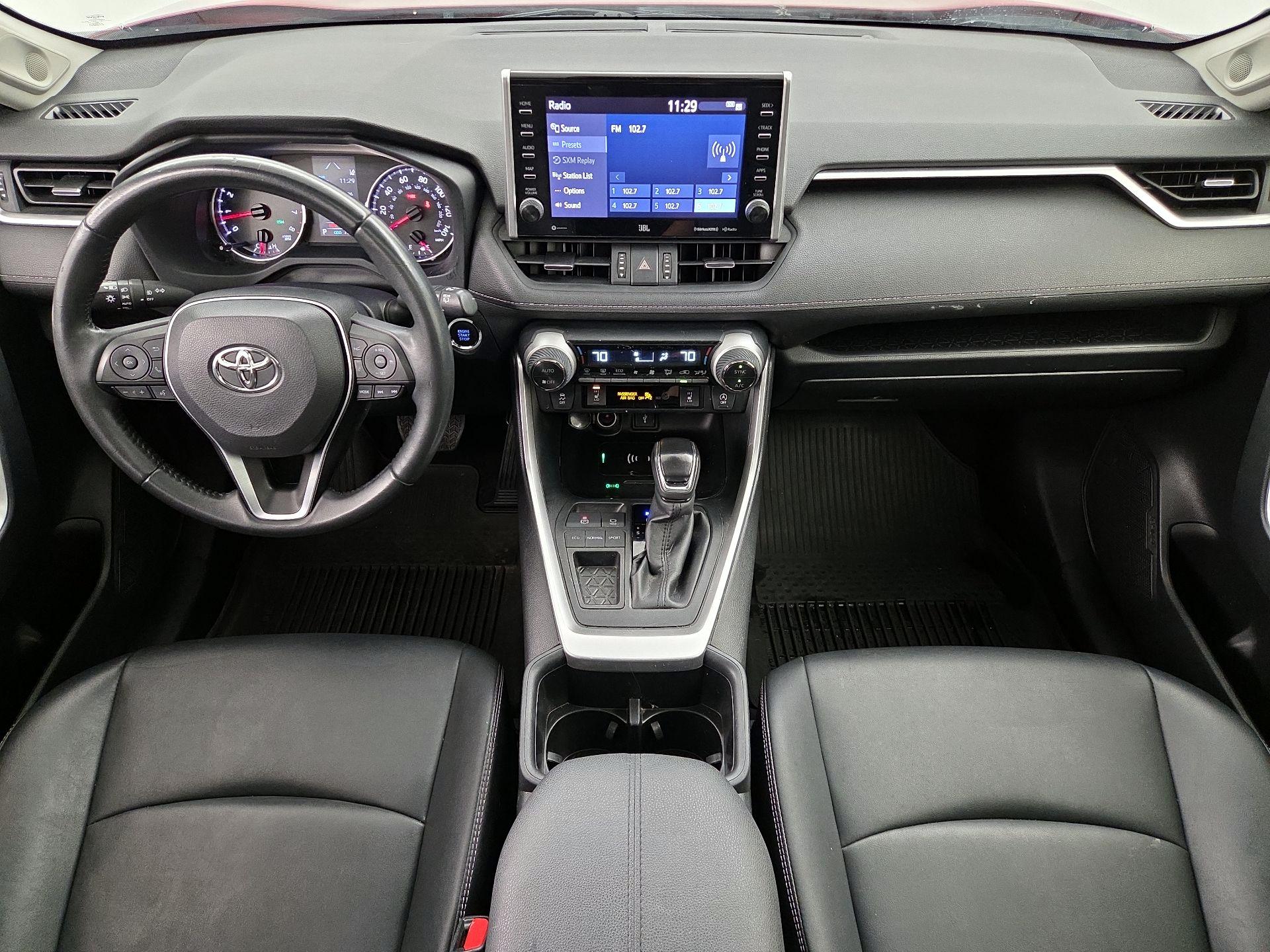 Thumbnail: 2022 Toyota RAV4 - 9