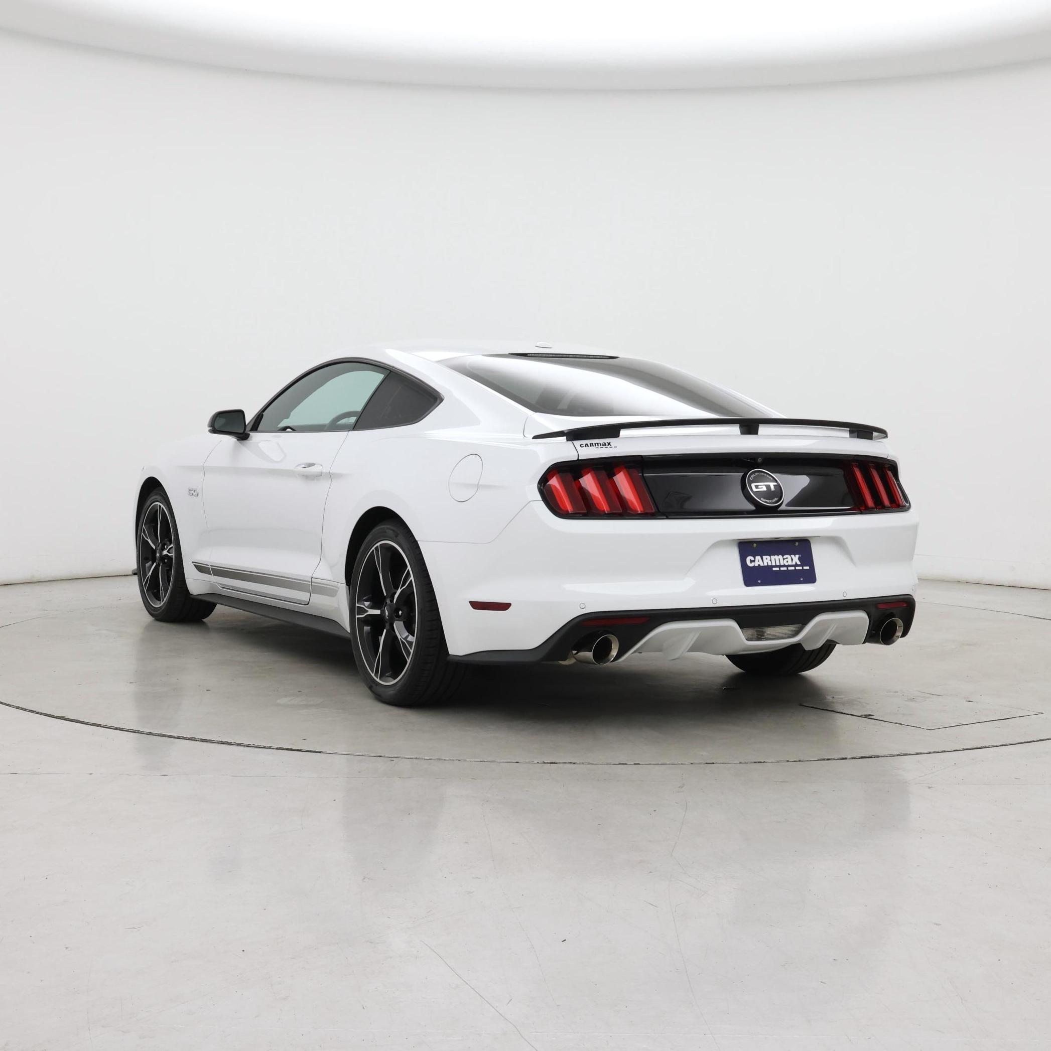 Thumbnail: 2017 Ford Mustang - 2