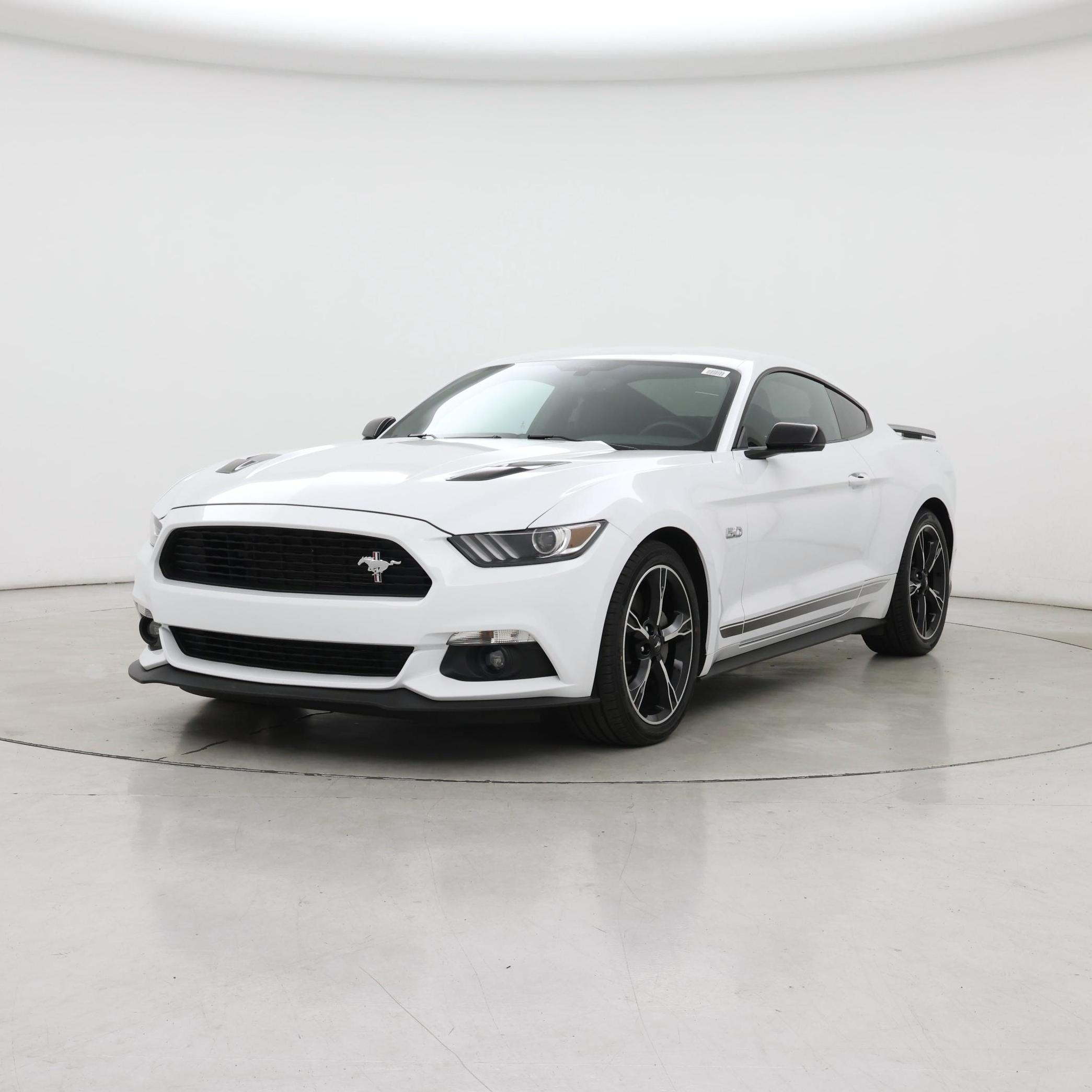 Thumbnail: 2017 Ford Mustang - 4