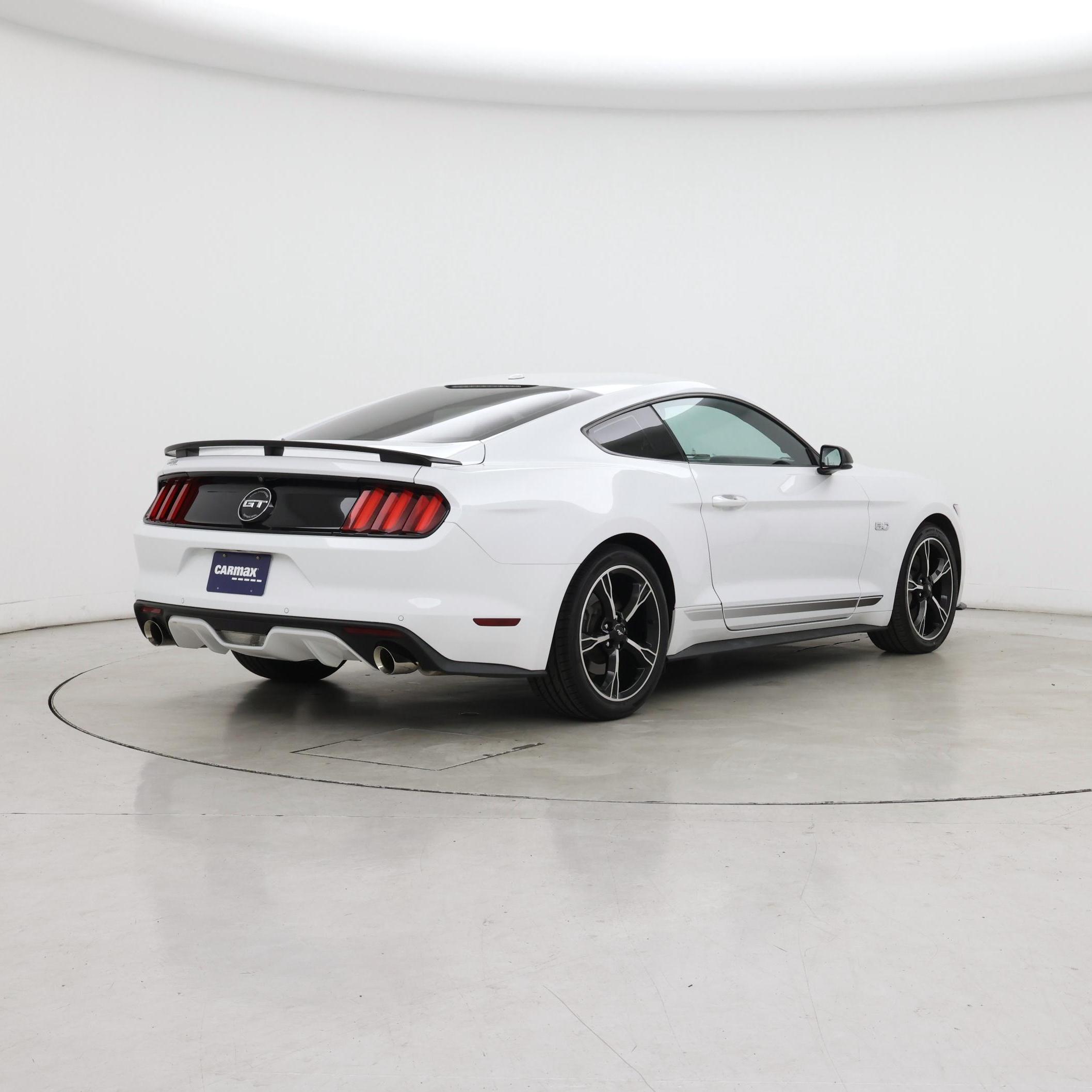 Thumbnail: 2017 Ford Mustang - 8