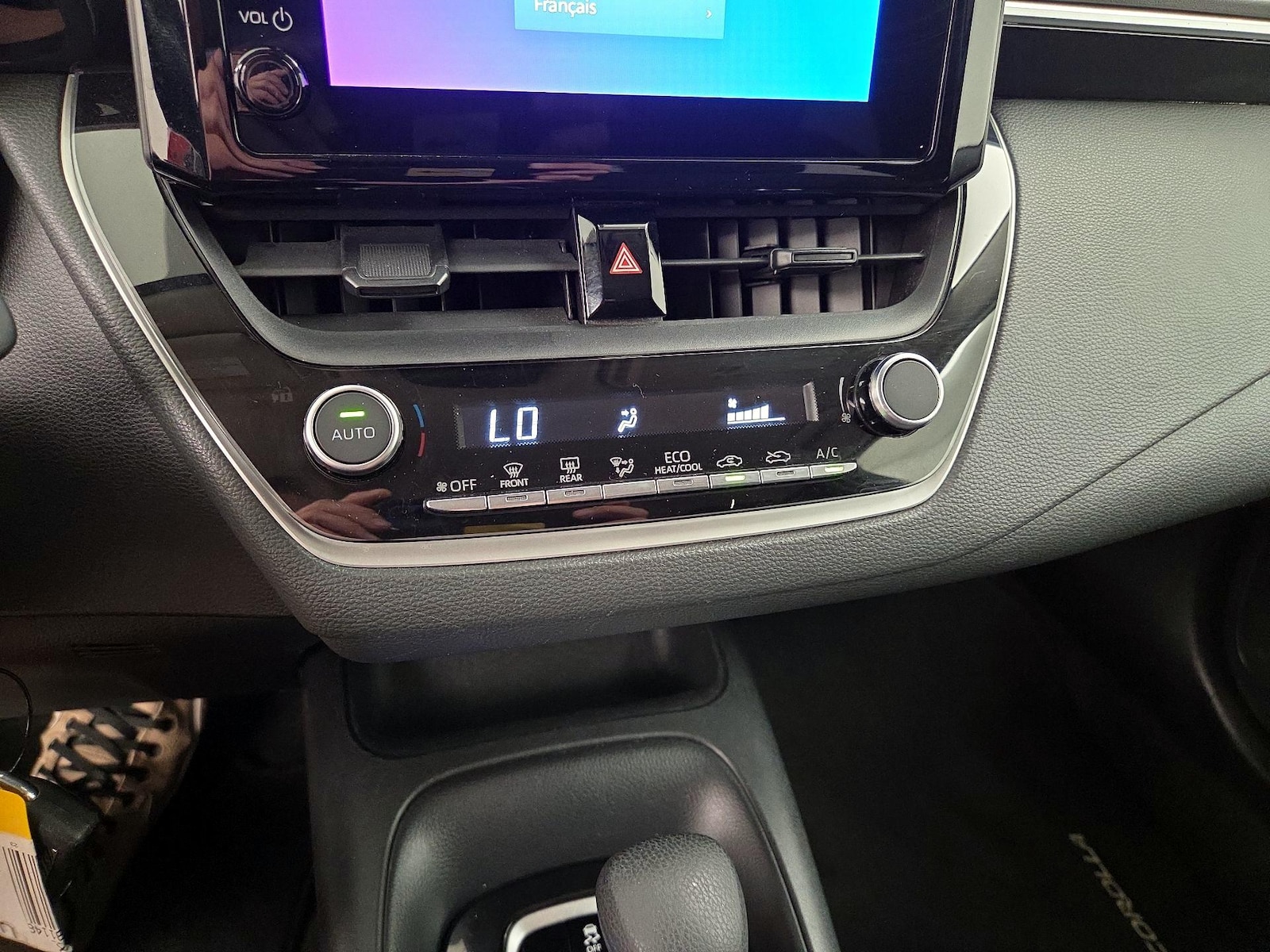 2023 Toyota Corolla LE - Photo 17