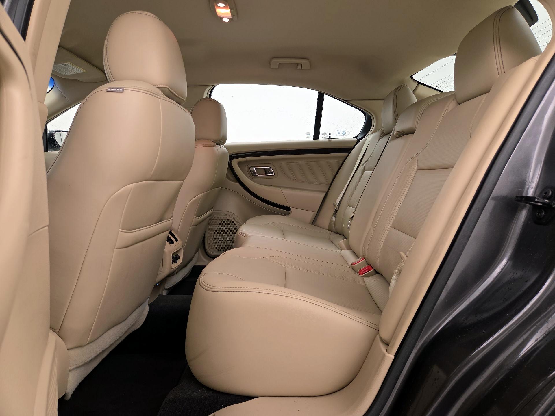 Thumbnail: 2015 Ford Taurus - 19