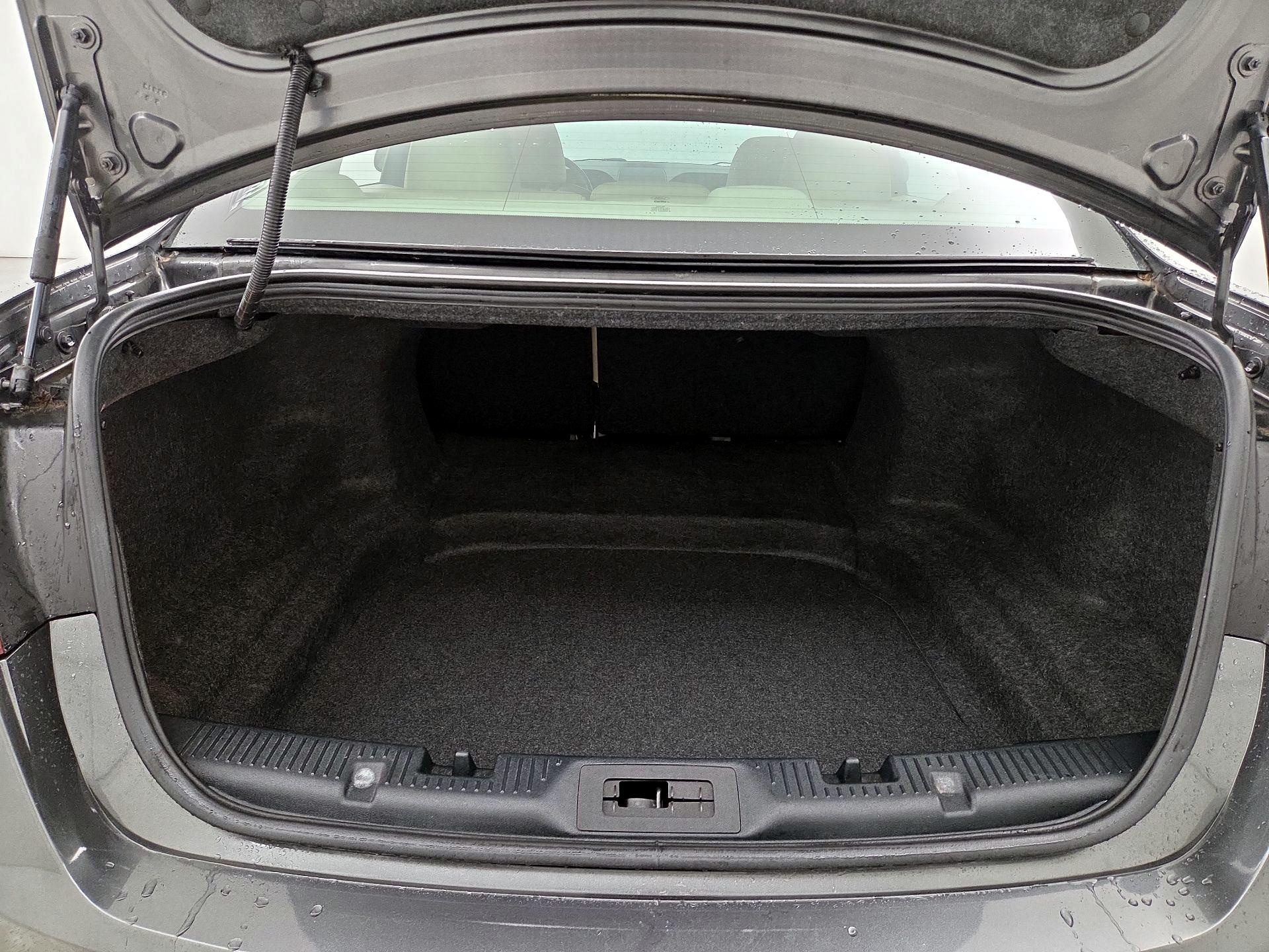 Thumbnail: 2015 Ford Taurus - 20