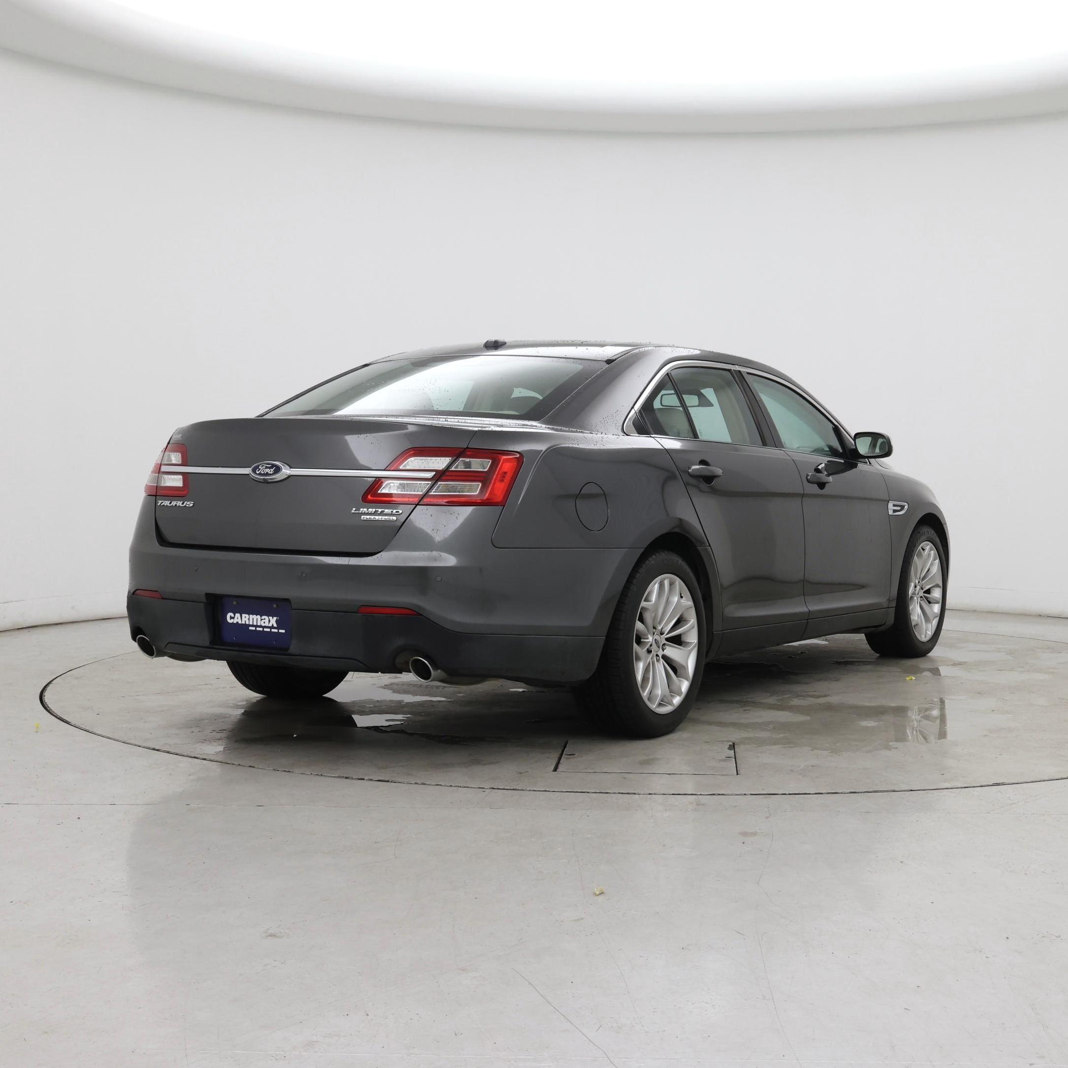 Thumbnail: 2015 Ford Taurus - 8