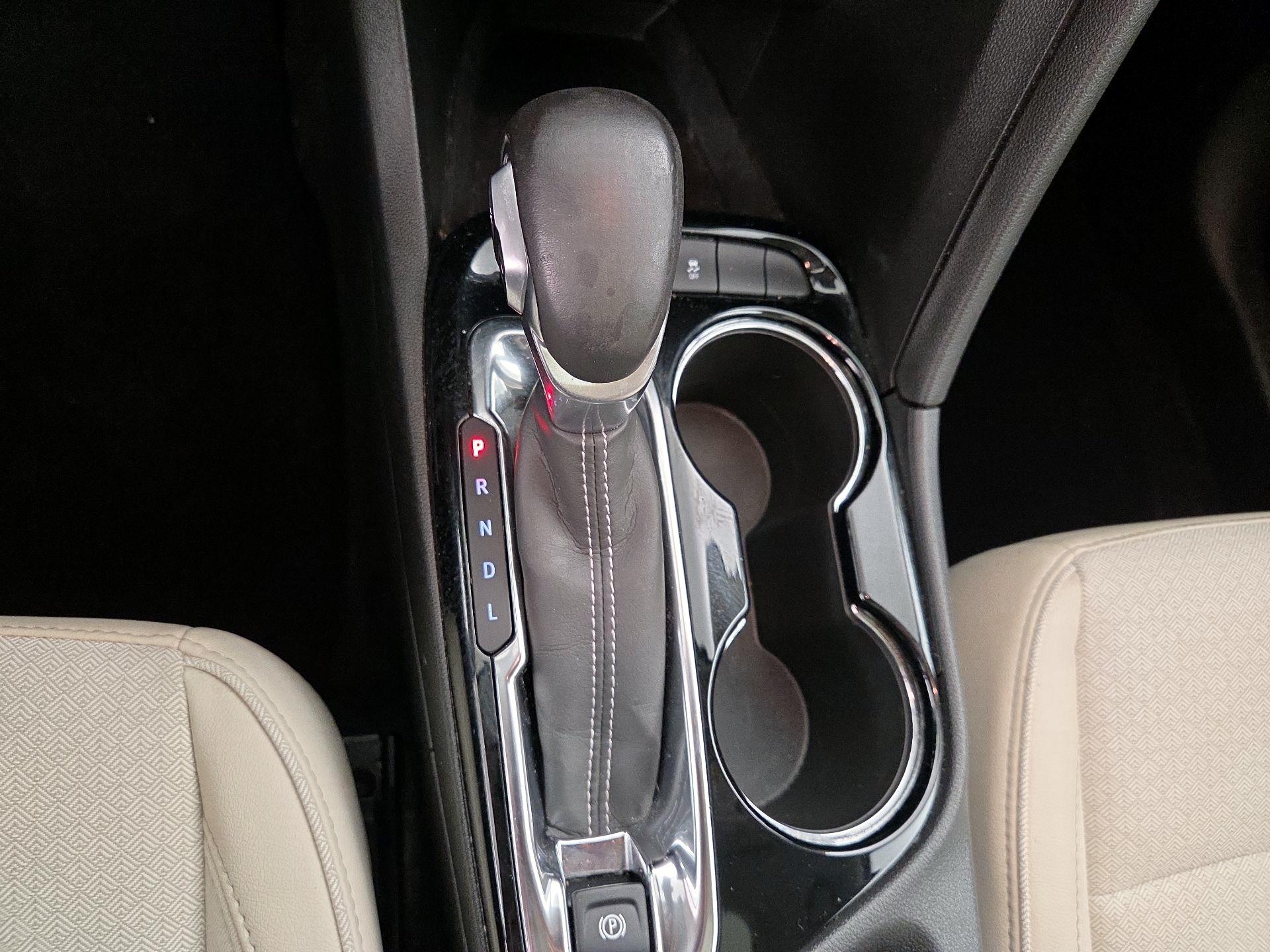 Thumbnail: 2020 Buick Encore GX - 18