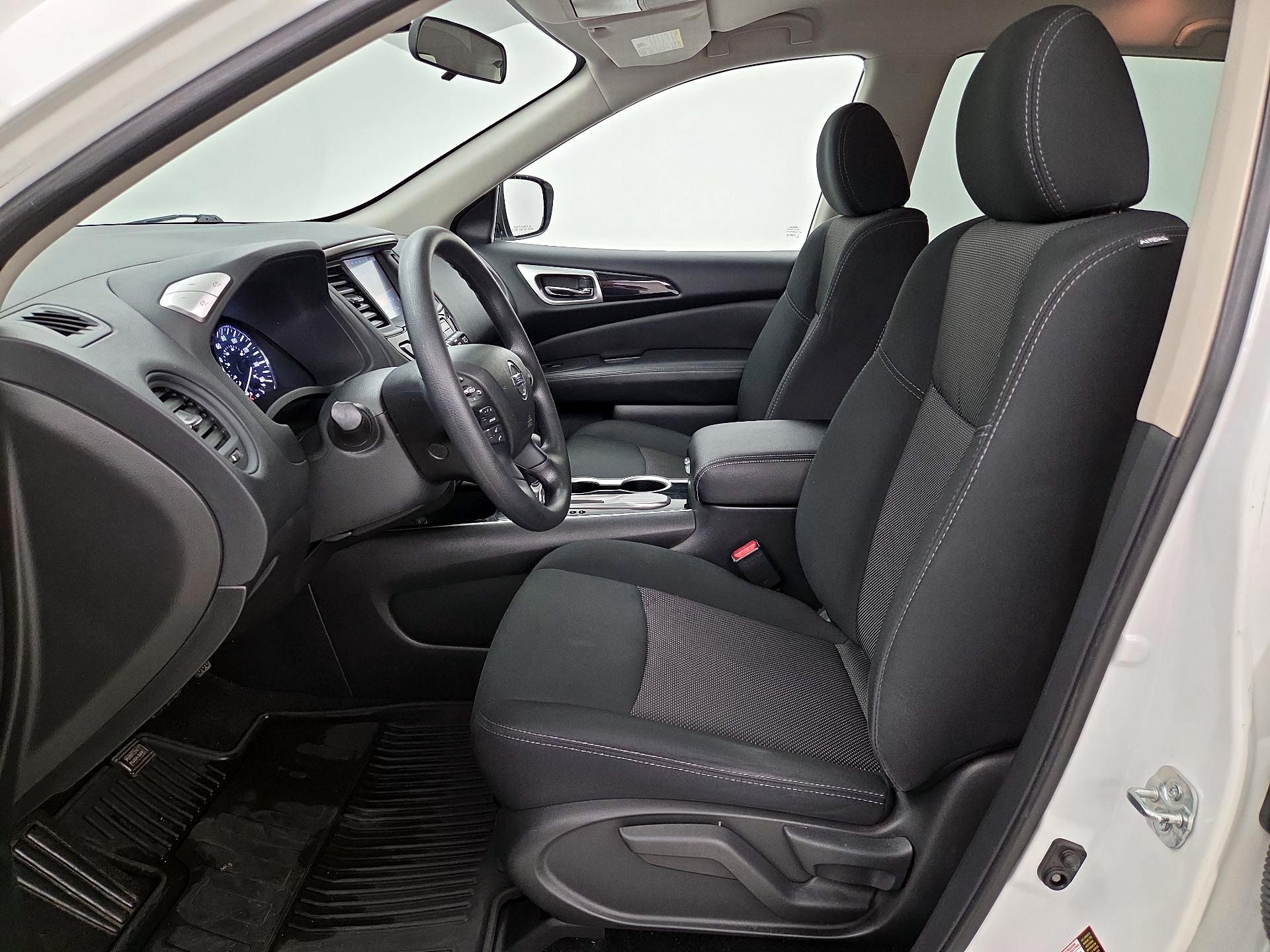 Thumbnail: 2020 Nissan Pathfinder - 11