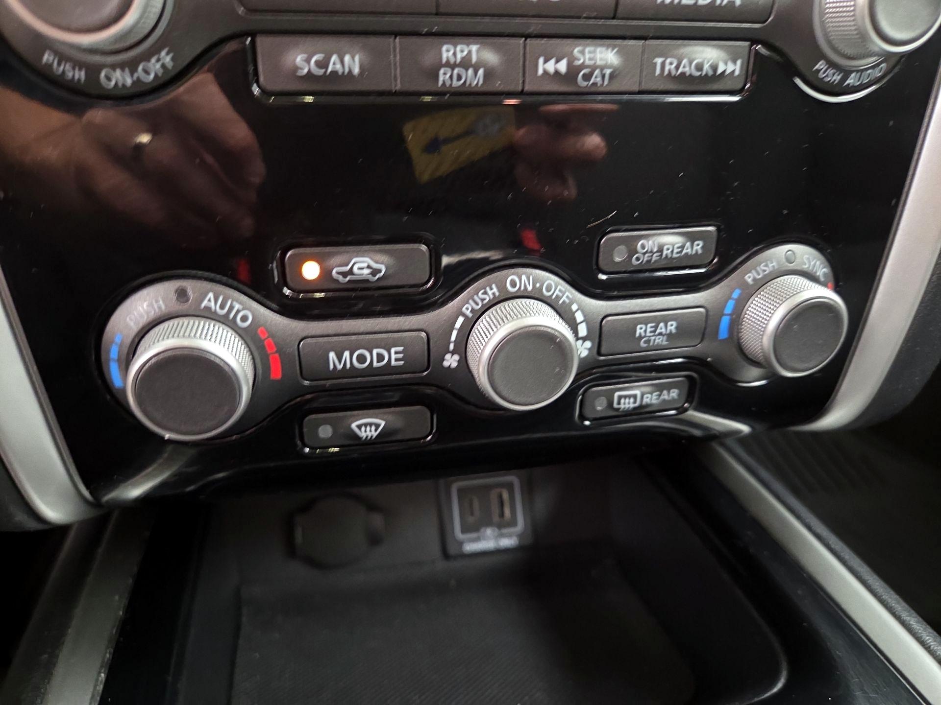 Thumbnail: 2020 Nissan Pathfinder - 16