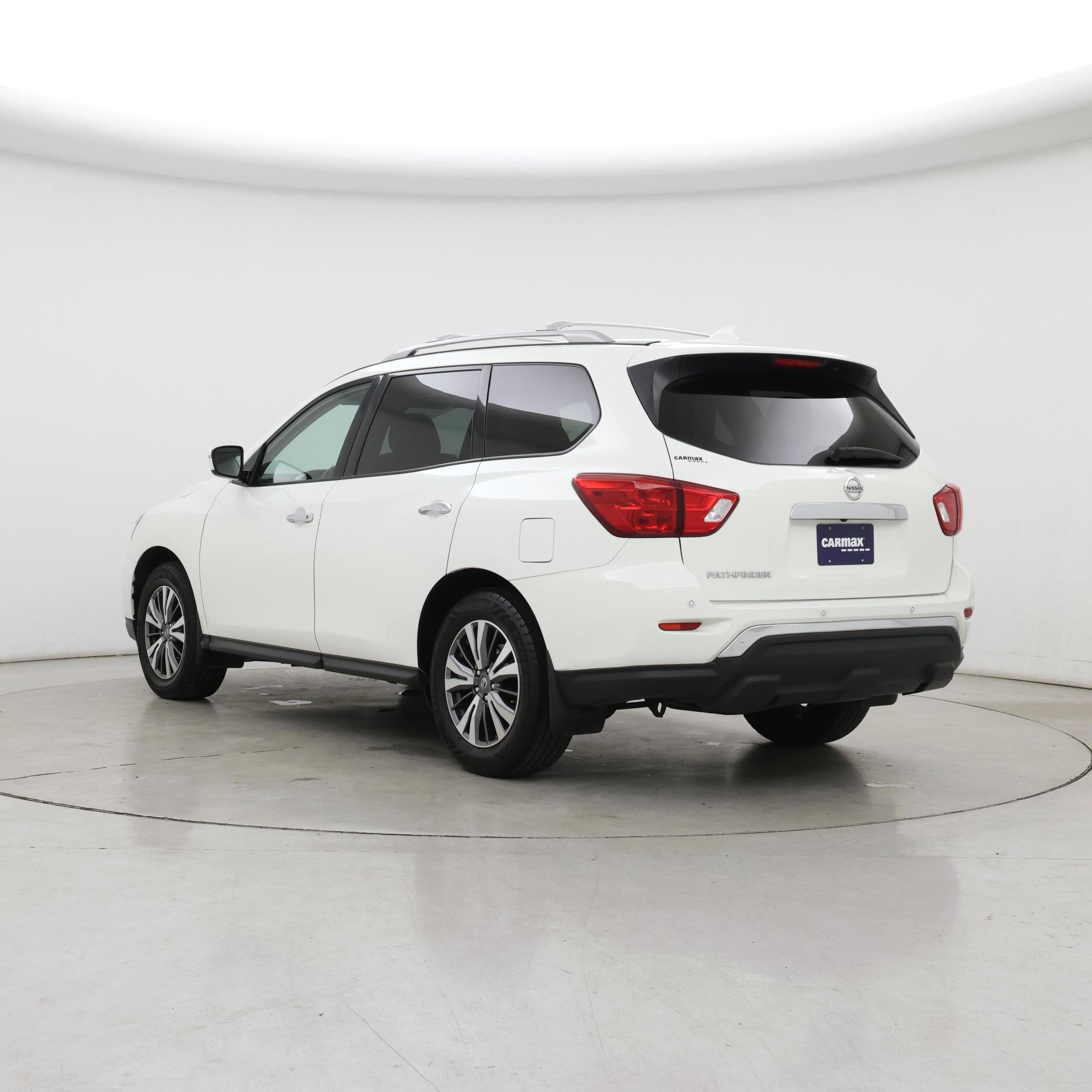 Thumbnail: 2020 Nissan Pathfinder - 2
