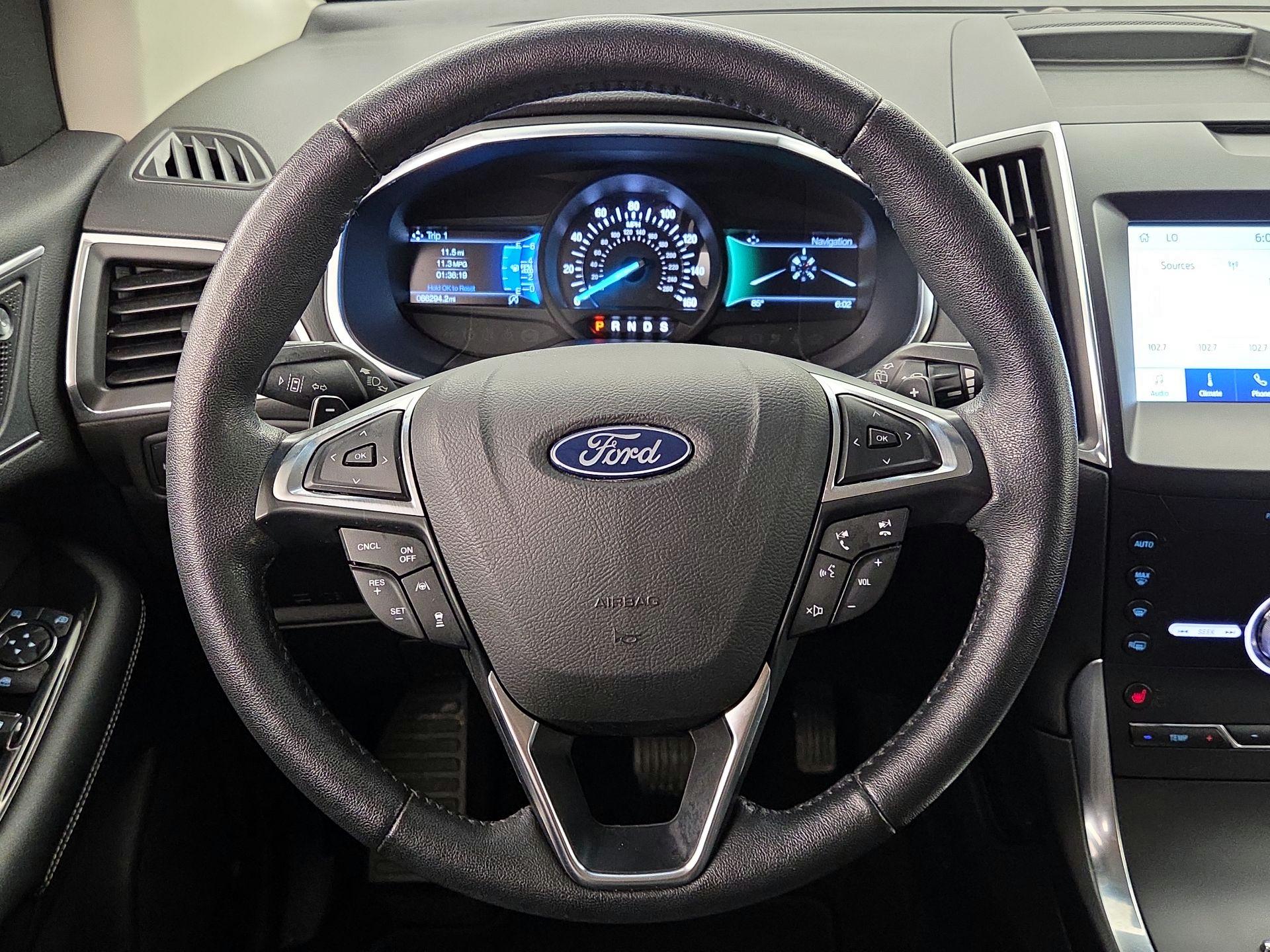 Thumbnail: 2020 Ford Edge - 10