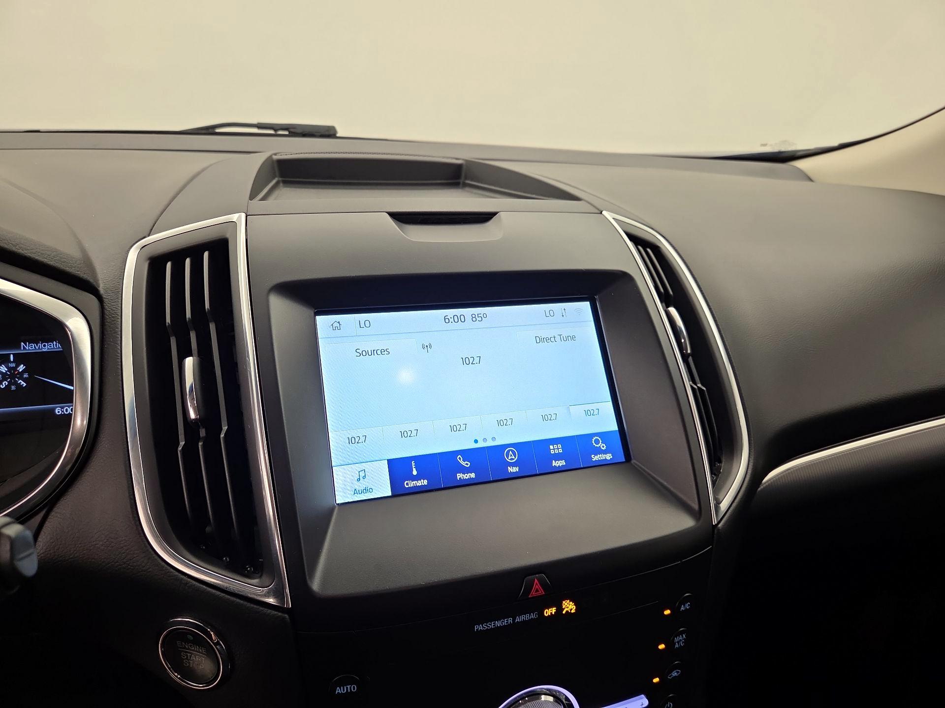 Thumbnail: 2020 Ford Edge - 16
