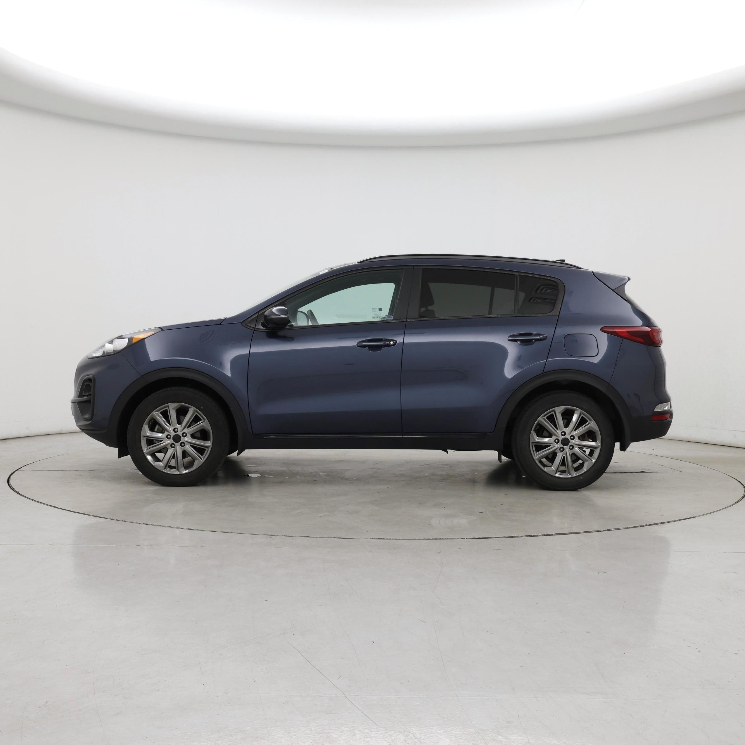 Thumbnail: 2022 Kia Sportage - 3