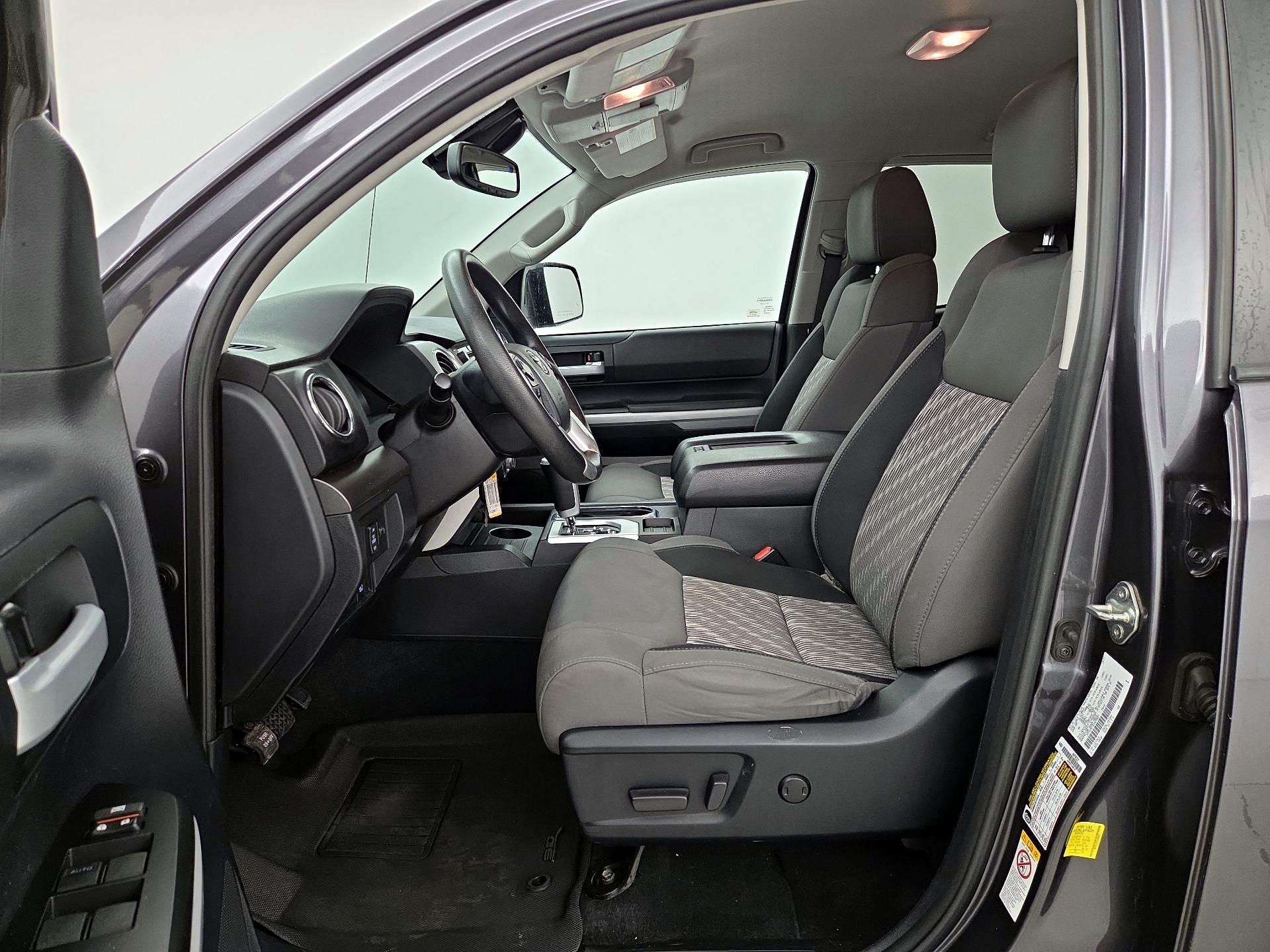 Thumbnail: 2018 Toyota Tundra - 11