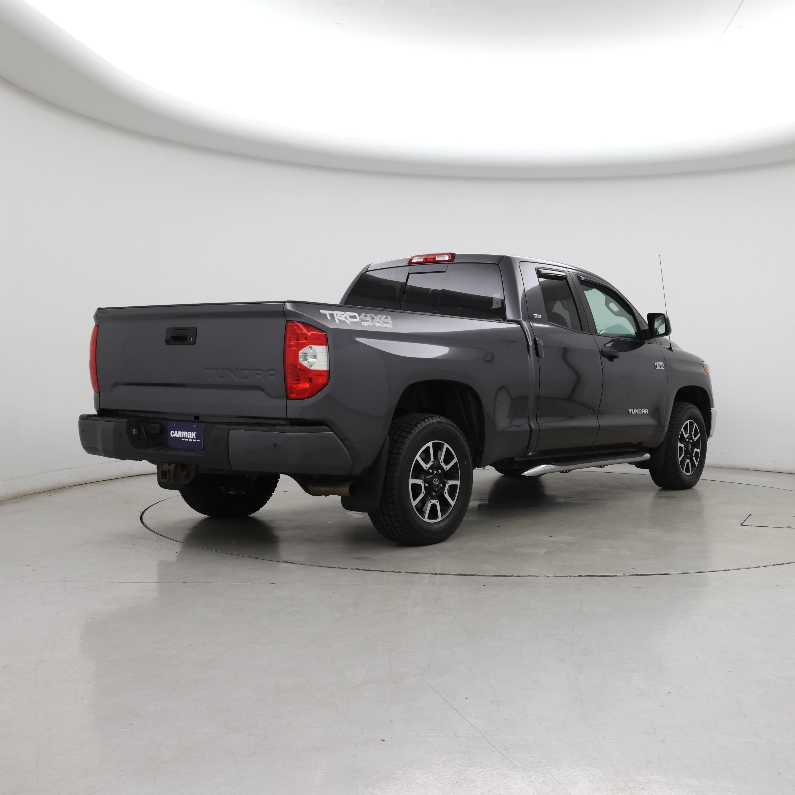 Thumbnail: 2018 Toyota Tundra - 8