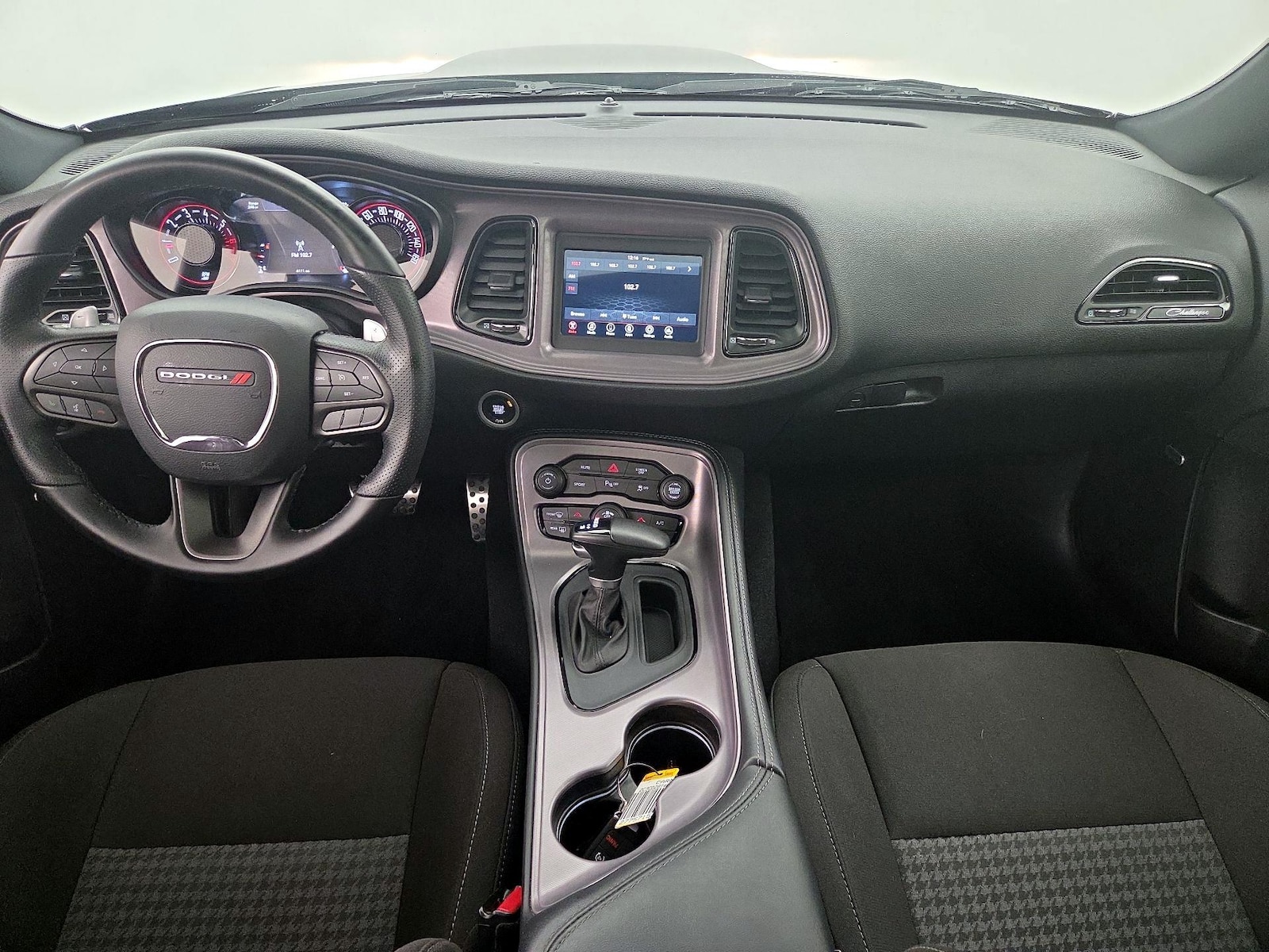 2023 Dodge Challenger R/T - Photo 10