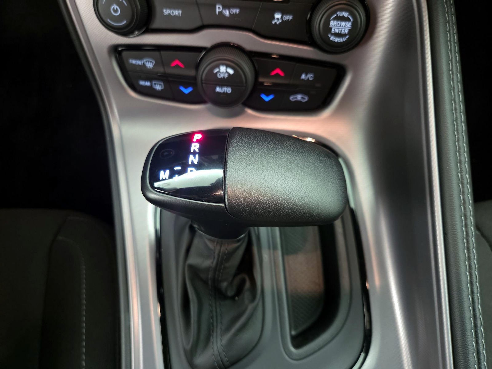 2023 Dodge Challenger R/T - Photo 18